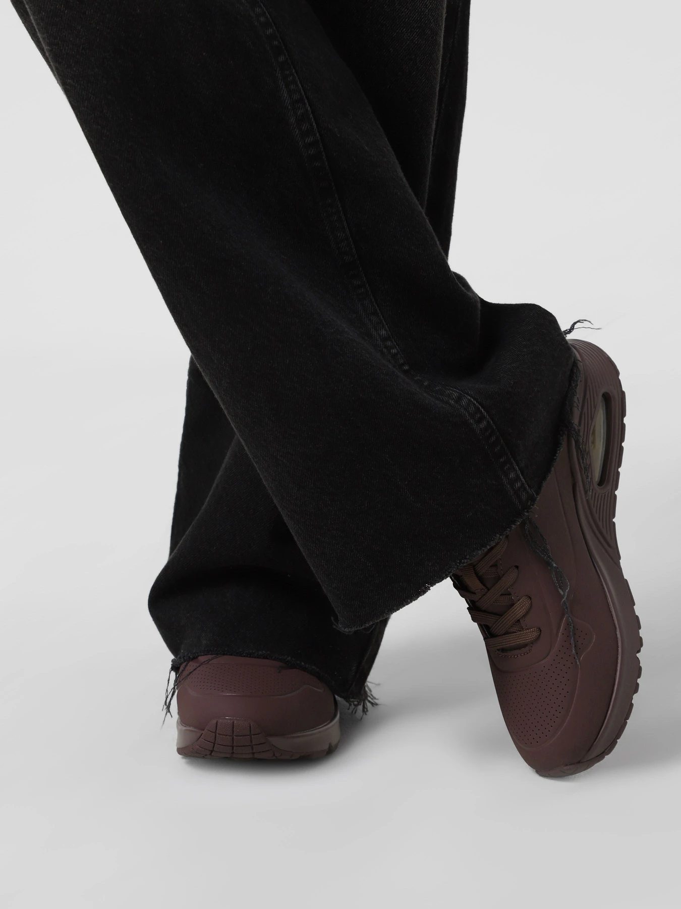 Кроссовки Skechers UNO модель 73690 WINE Фото