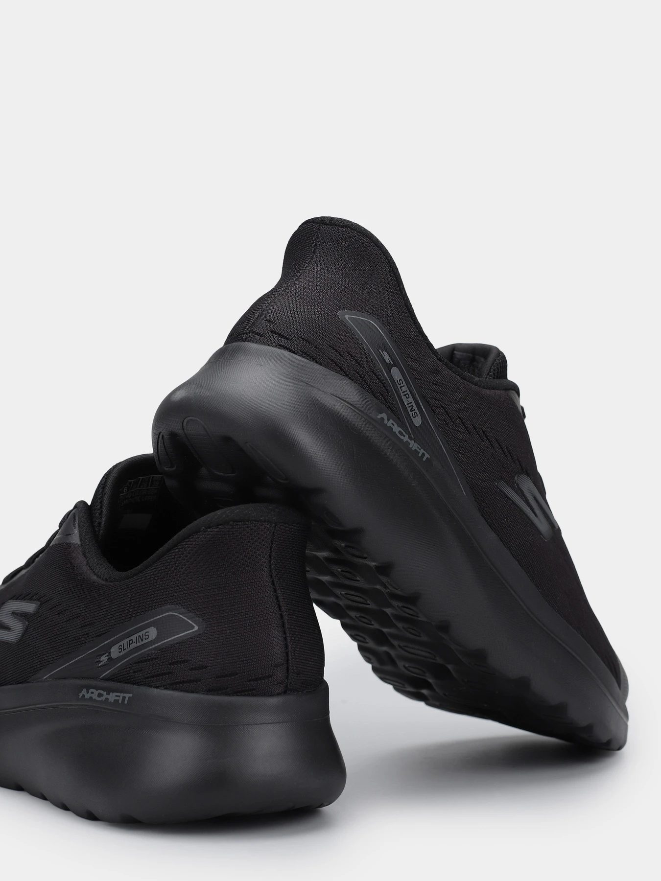 Кросівки Skechers GO WALK ARCH FIT N-JOY модель 125840 BBK Кросівки Skechers GO WALK ARCH FIT N-JOY модель 125840 BBK Фото
