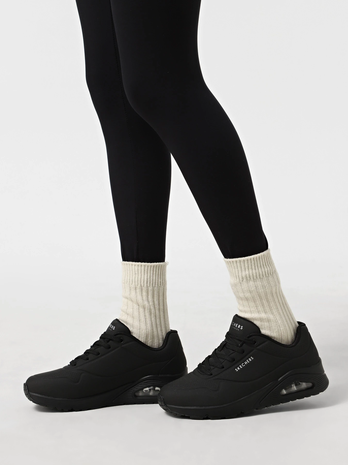 Кроссовки Skechers UNO модель 73667W BBK Кроссовки Skechers UNO модель 73667W BBK Фото