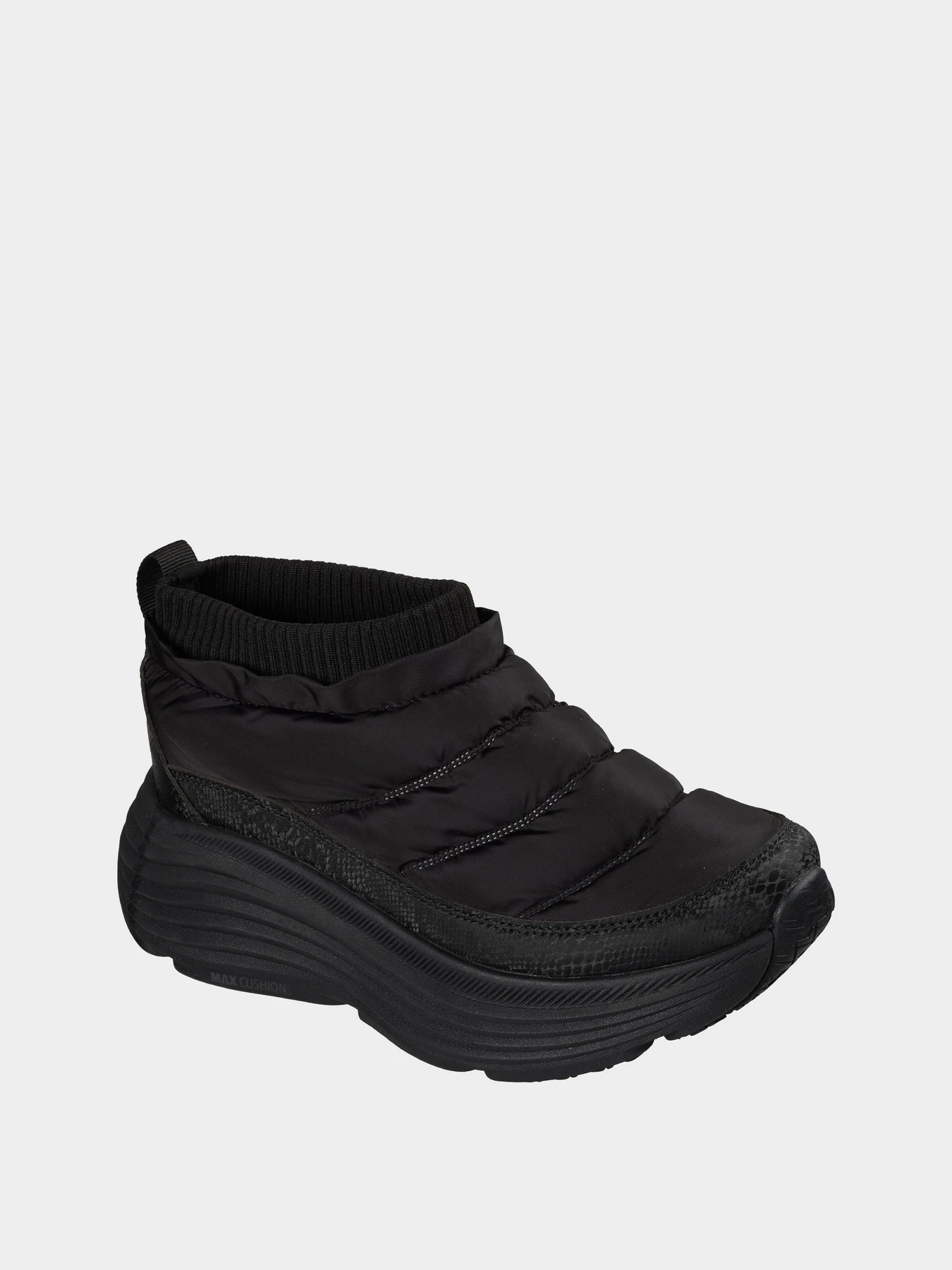 Ботинки и сапоги Skechers MAX CUSHIONING ENDEAVOUR BOOT модель 144088 BBK Ботинки и сапоги Skechers MAX CUSHIONING ENDEAVOUR BOOT модель 144088 BBK Фото