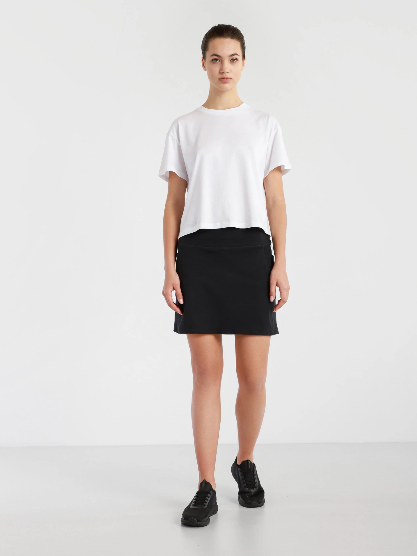 Юбки Skechers Go Walk Skort модель W2SK21 BLK Юбки Skechers Go Walk Skort модель W2SK21 BLK Фото