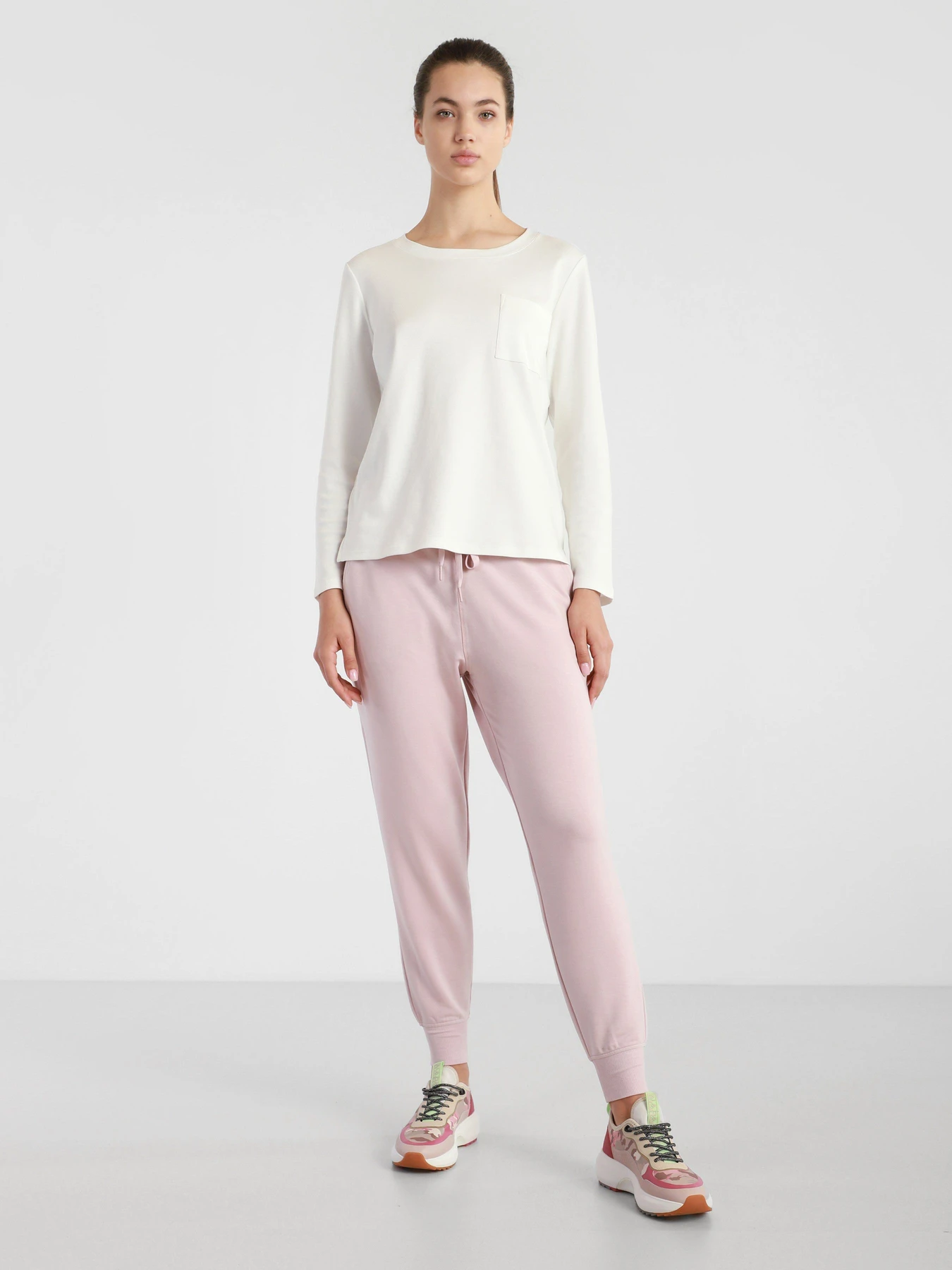 Брюки Skechers Apparel Restful модель W03PT49 LPK Брюки Skechers Apparel Restful модель W03PT49 LPK Фото