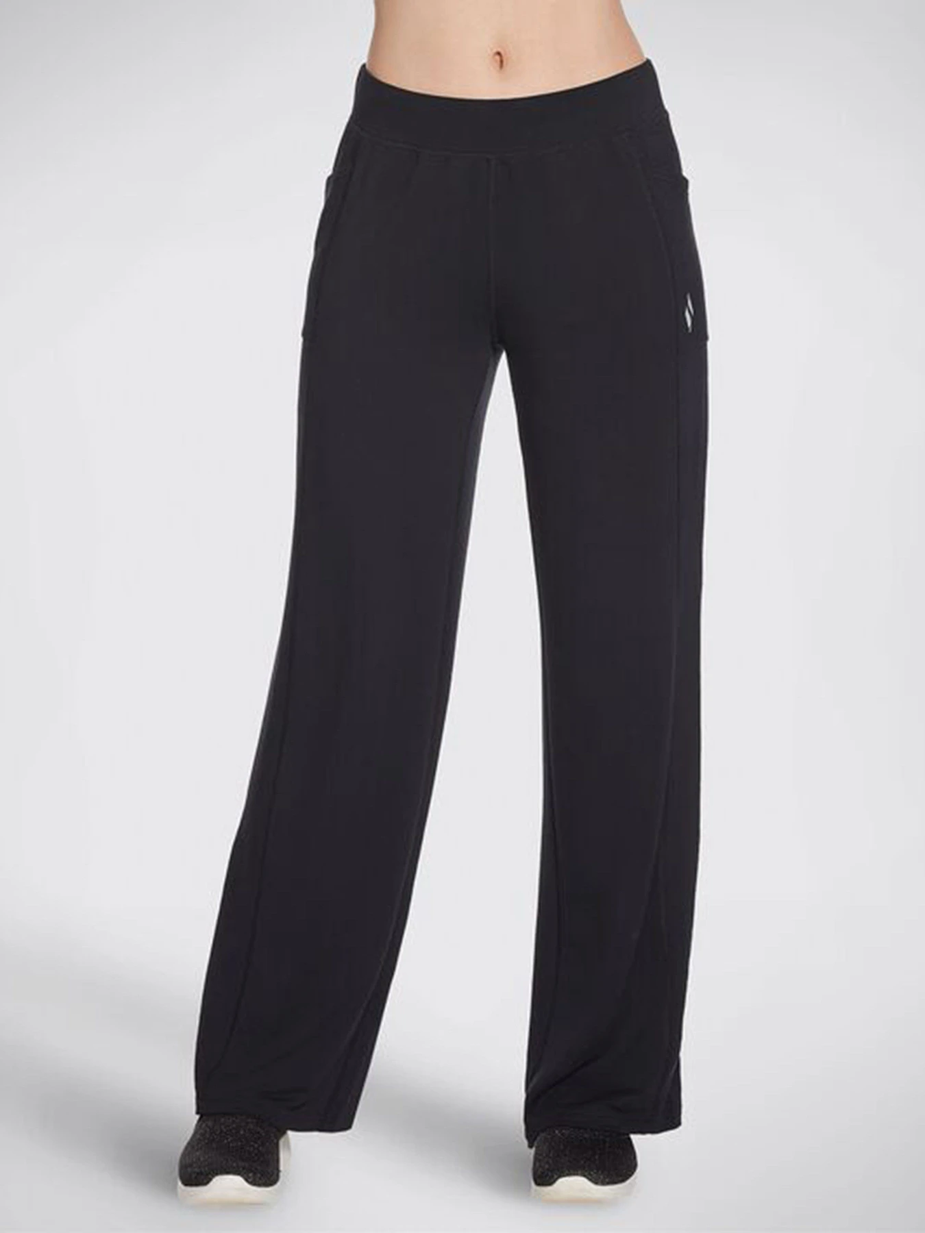 Брюки Skechers GOlounge Restful модель W3PT124 BLK Брюки Skechers GOlounge Restful модель W3PT124 BLK Фото