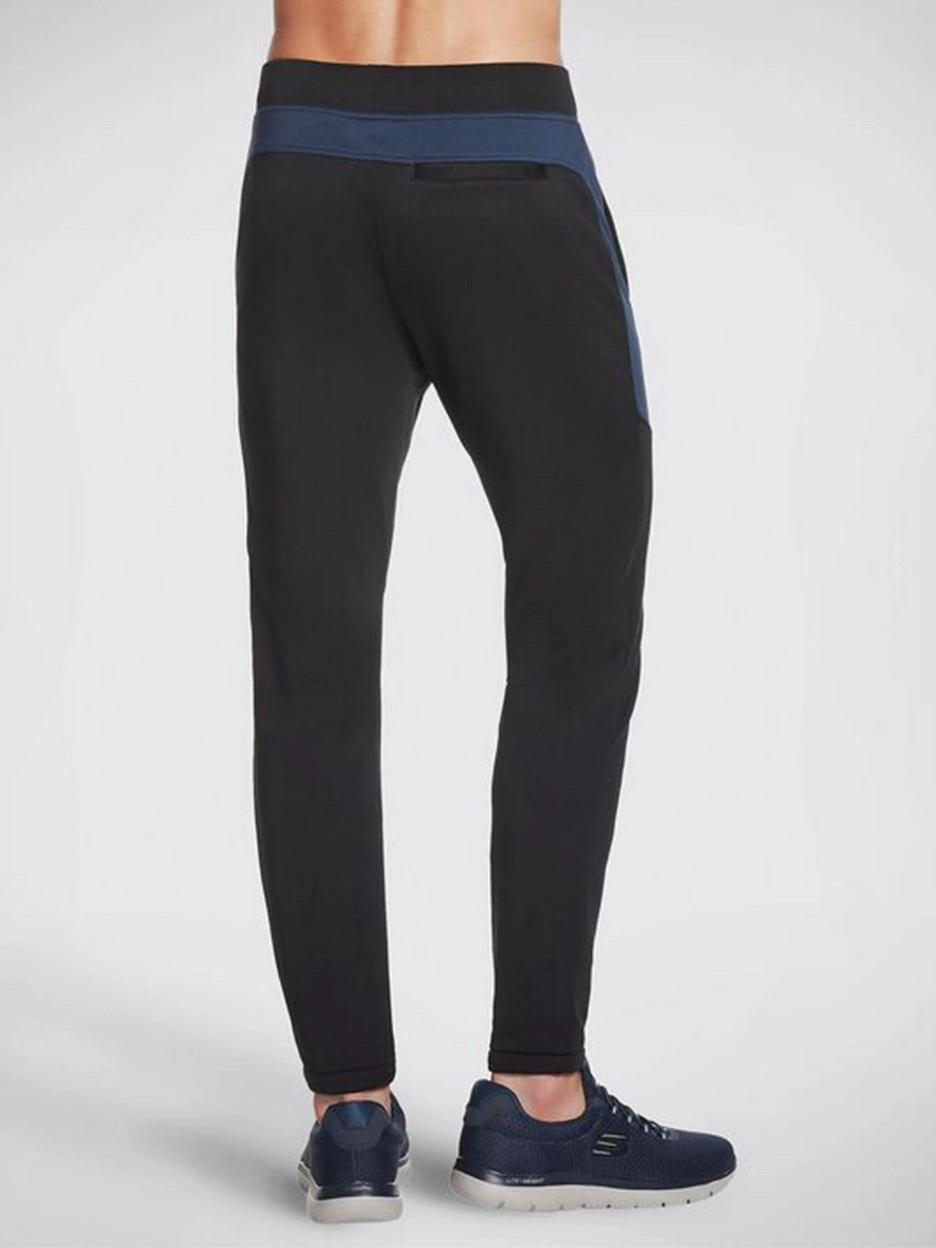 Брюки Skechers GOWALK Gear ™ SkechTech модель M3PT69 BLK Брюки Skechers GOWALK Gear ™ SkechTech модель M3PT69 BLK Фото