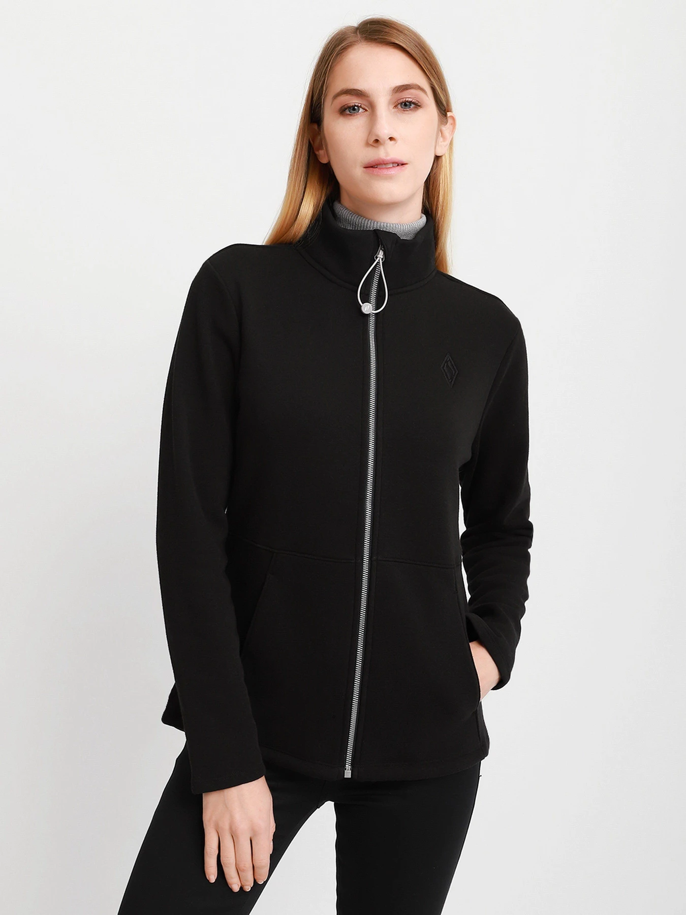 Худи и свитшоты Skechers GOSNUGGLE JACKET модель W3JA235 BLK Фото