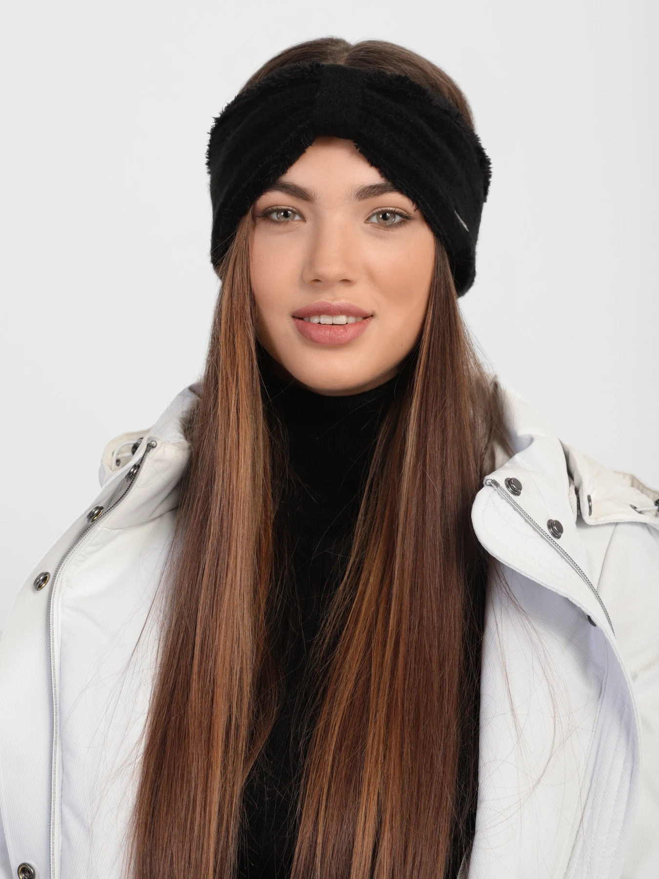 Шапки и кепки Skechers Ribbed Knit Bow Headwrap модель SLK4011BLK Шапки и кепки Skechers Ribbed Knit Bow Headwrap модель SLK4011BLK Фото