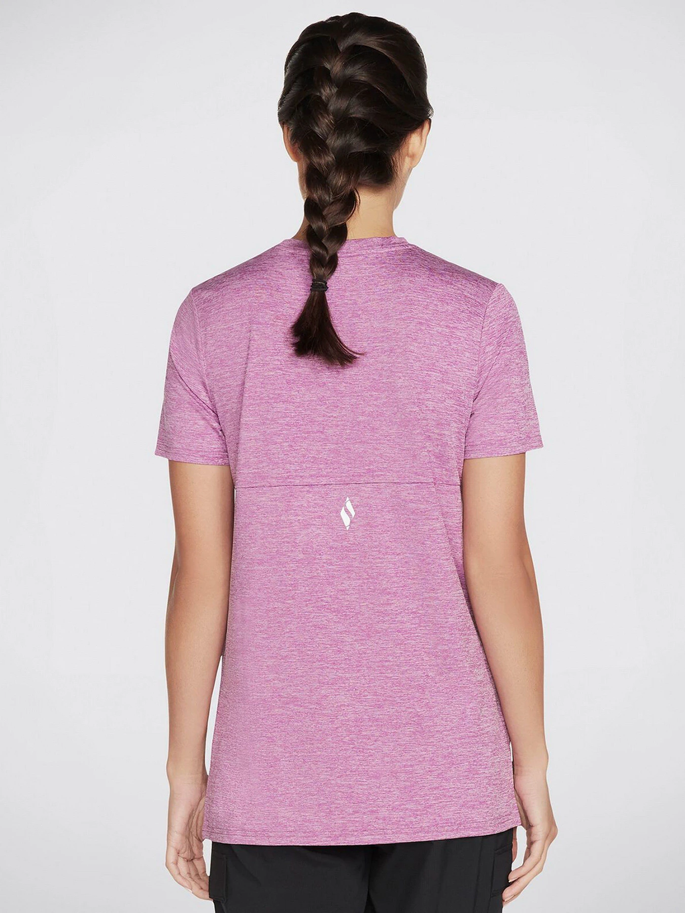 Футболки і поло Skechers GoDri Diamond Blissful Tee модель W1TS327 PRHP Фото