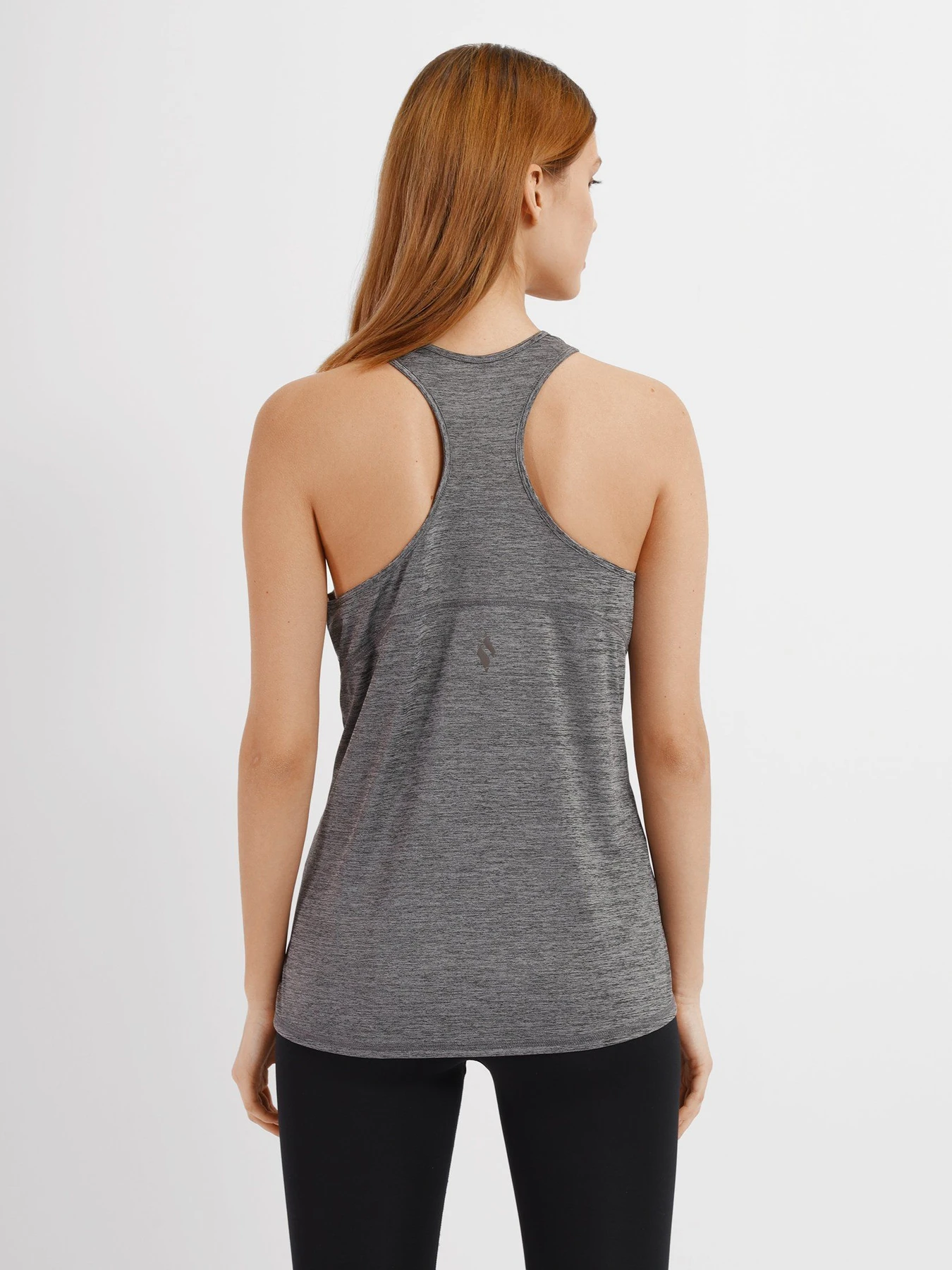 Футболки і поло Skechers GoDri Diamond Blissful Tank модель W1TT135 BLK Футболки і поло Skechers GoDri Diamond Blissful Tank модель W1TT135 BLK Фото