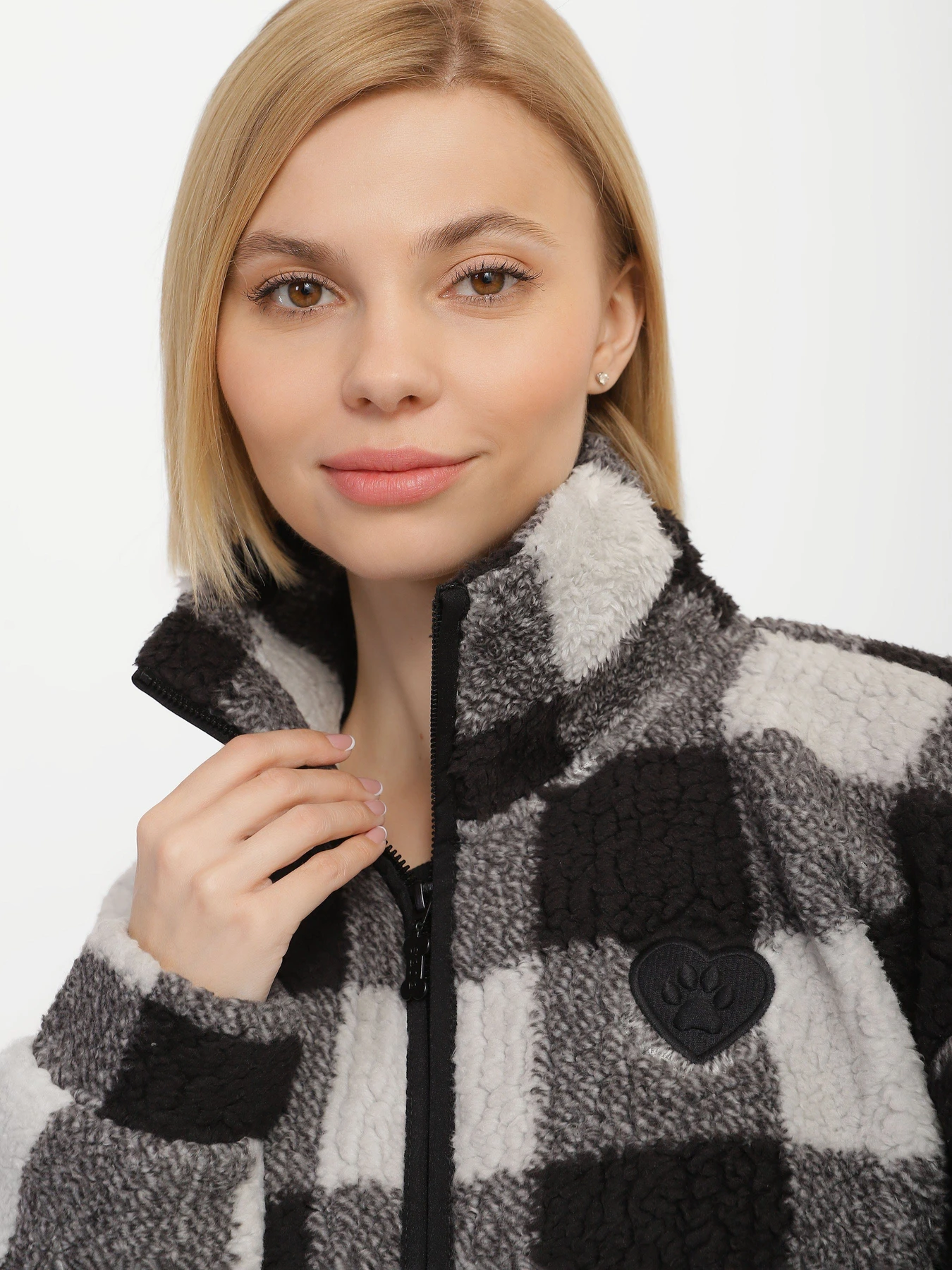 Худі та світшоти Skechers BOBS Apparel Snuggles Buffalo Check модель BW3JA38 GYMT Худі та світшоти Skechers BOBS Apparel Snuggles Buffalo Check модель BW3JA38 GYMT Фото