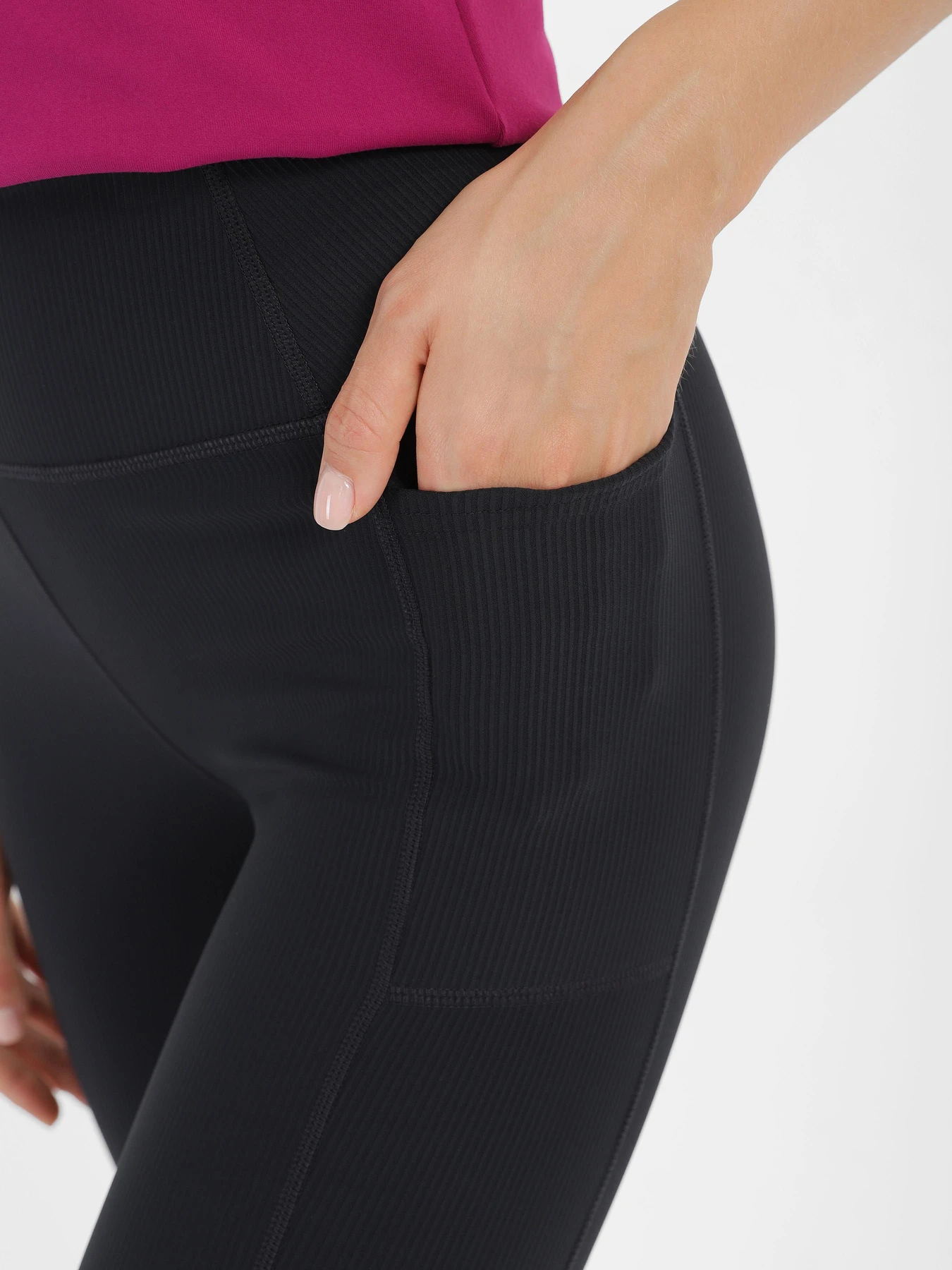 Брюки Skechers GOFLEX RIB FL HW LEGGING модель LG2 BLK Брюки Skechers GOFLEX RIB FL HW LEGGING модель LG2 BLK Фото