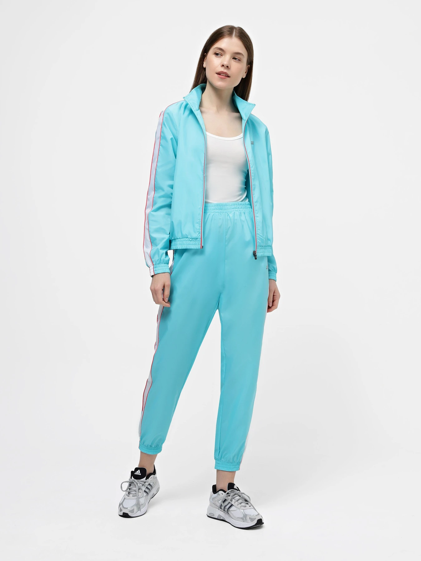 Худи и свитшоты Skechers Speed Elite Track Jacket модель JA75 BLLB Худи и свитшоты Skechers Speed Elite Track Jacket модель JA75 BLLB Фото