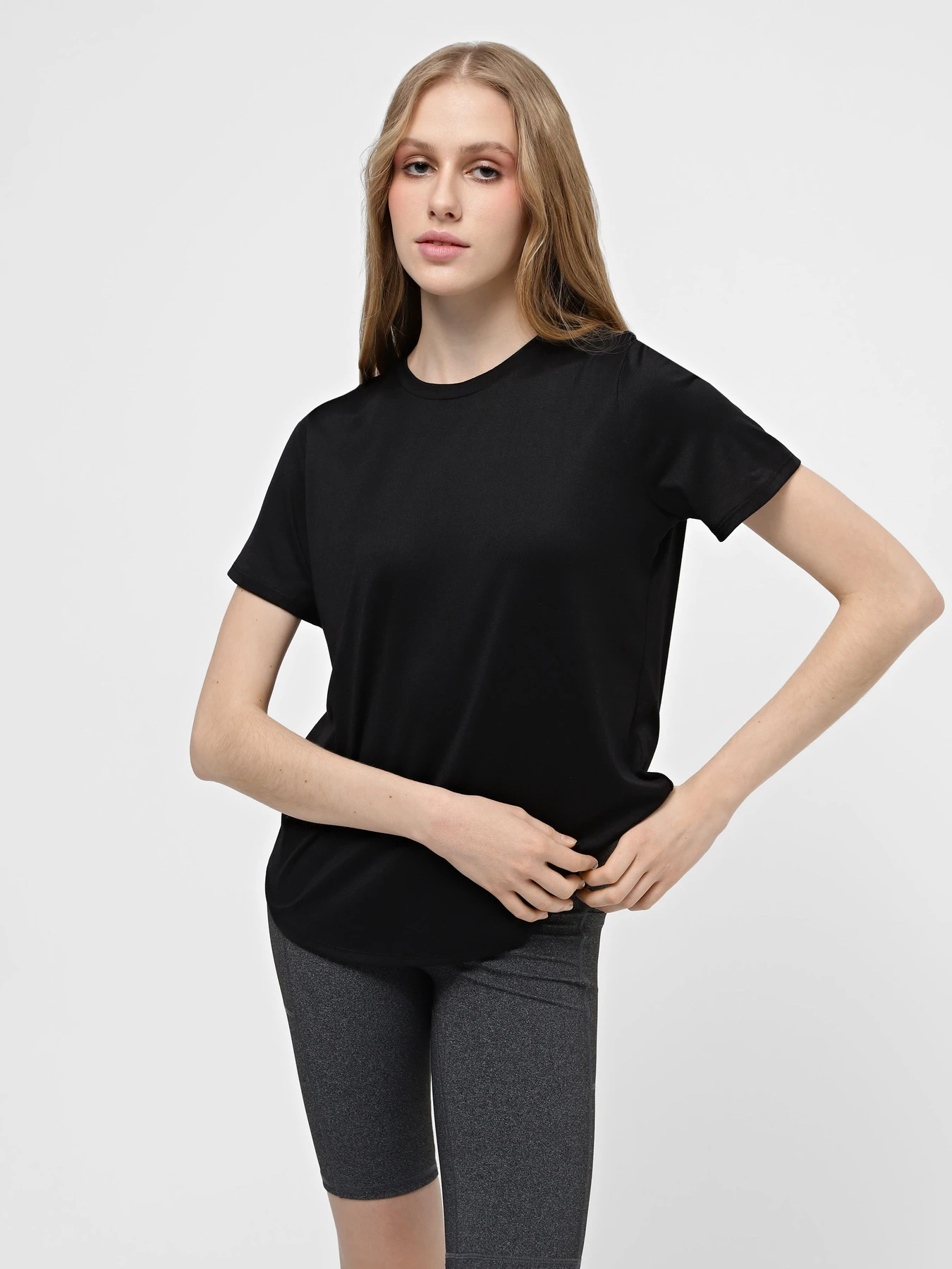 Футболки і поло Skechers GODRI SWIFT TEE модель TS104 BLK Фото