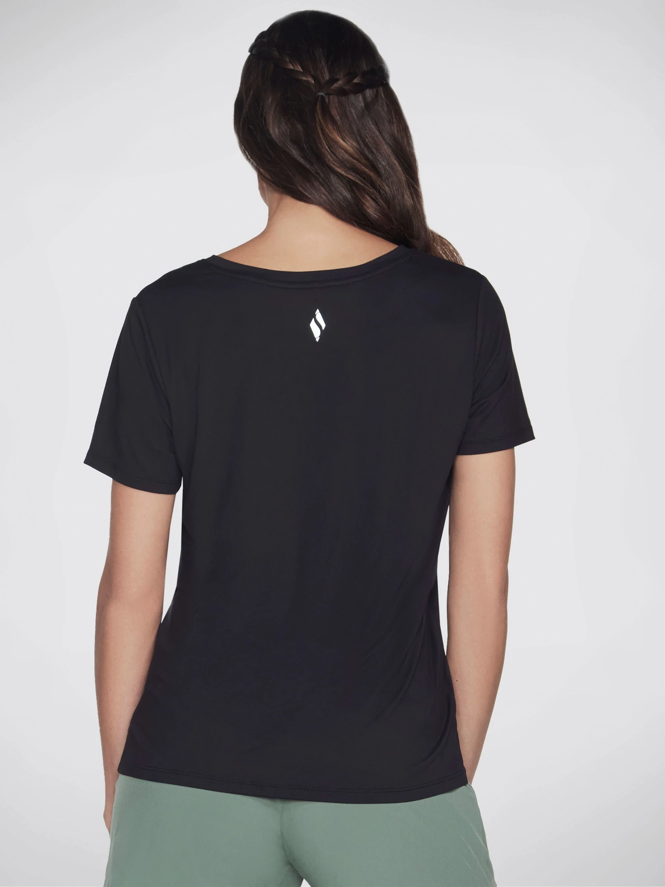 Футболки і поло Skechers Godri Serene Vneck Top модель TP58 BLK Фото