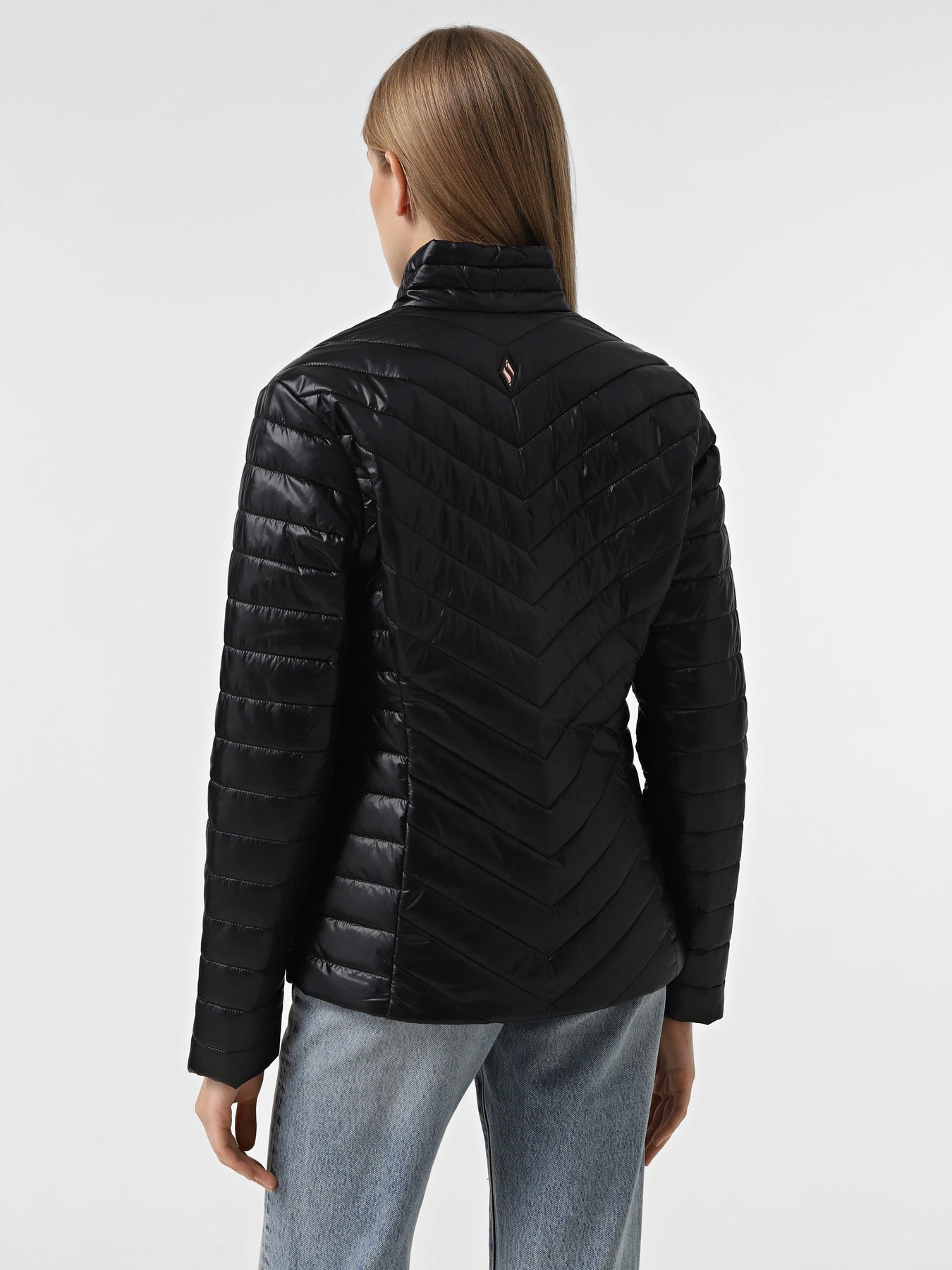 Куртки та дублянки Skechers Goshield Shine модель JA150 BLK Куртки та дублянки Skechers Goshield Shine модель JA150 BLK Фото