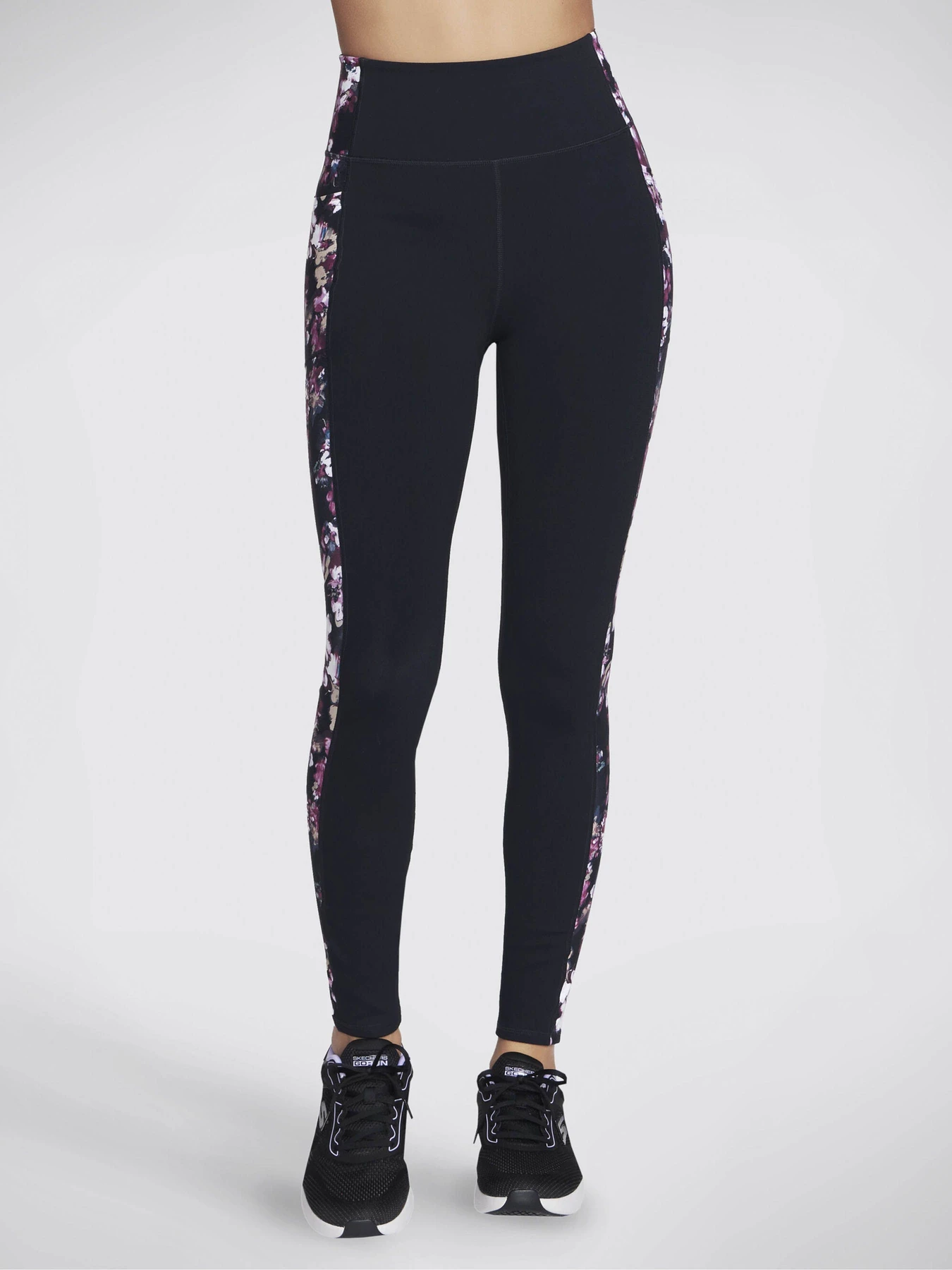 Брюки Skechers Misty Floral High-Waisted Full Length модель LG48 BKMV Брюки Skechers Misty Floral High-Waisted Full Length модель LG48 BKMV Фото