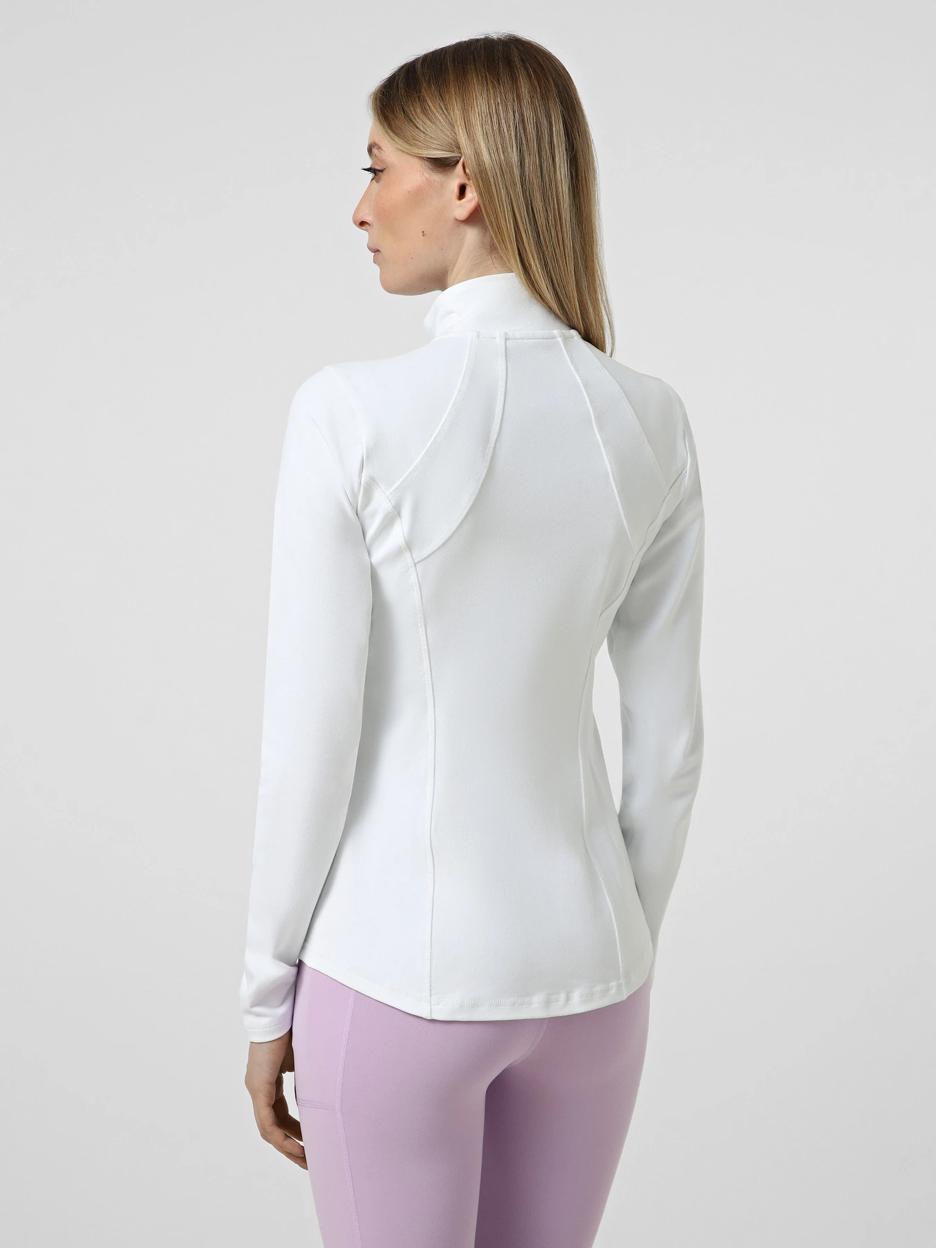 Худи и свитшоты Skechers GOWALK JACKET модель JA132 WHT Худи и свитшоты Skechers GOWALK JACKET модель JA132 WHT Фото