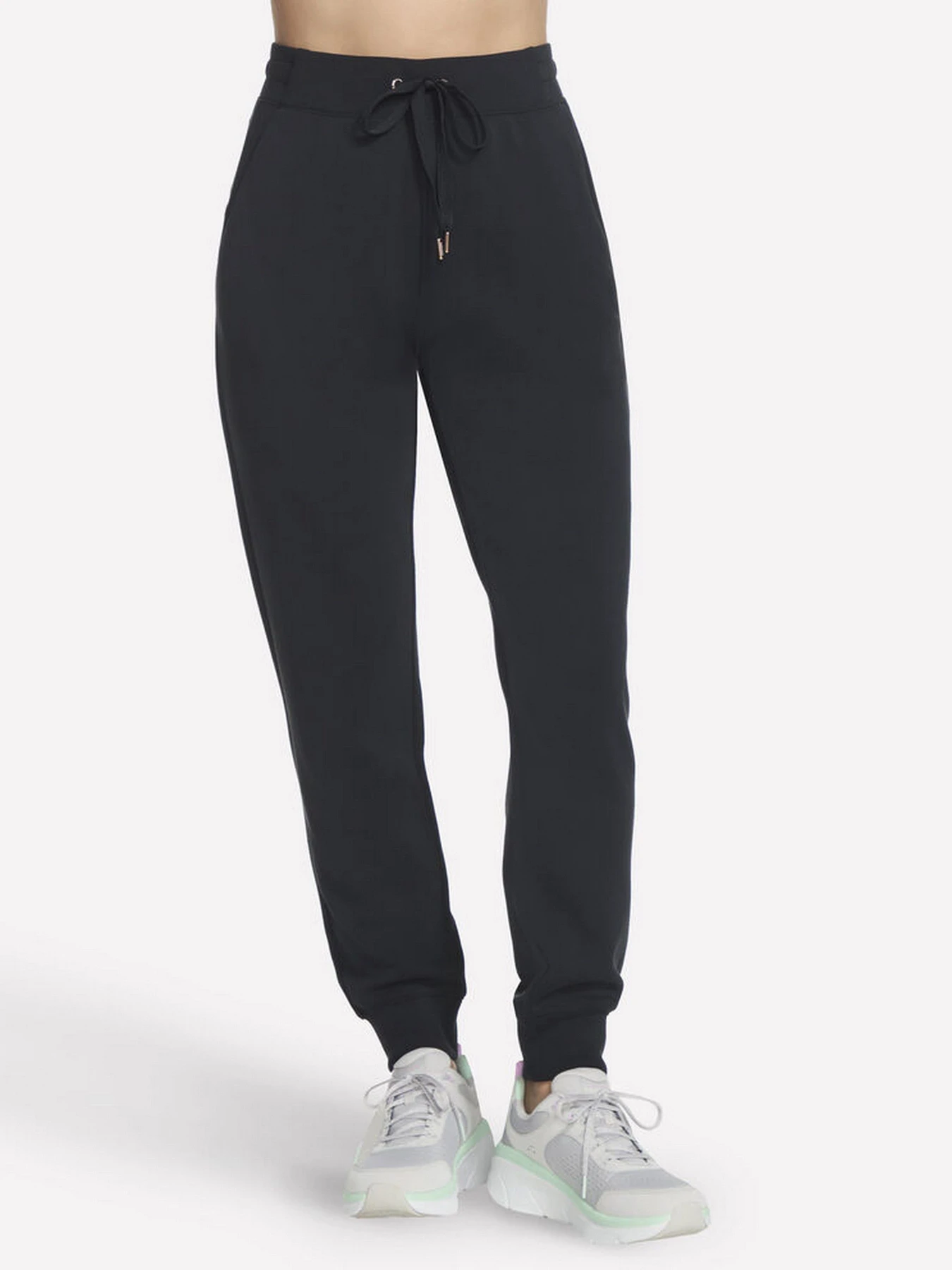 Брюки Skechers SKECHLUXE ELEVATE JOGGER модель PT149 BLK Брюки Skechers SKECHLUXE ELEVATE JOGGER модель PT149 BLK Фото