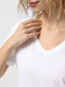 Футболки і поло Skechers PIMA V-NECK TEE модель TP130 WHT Фото