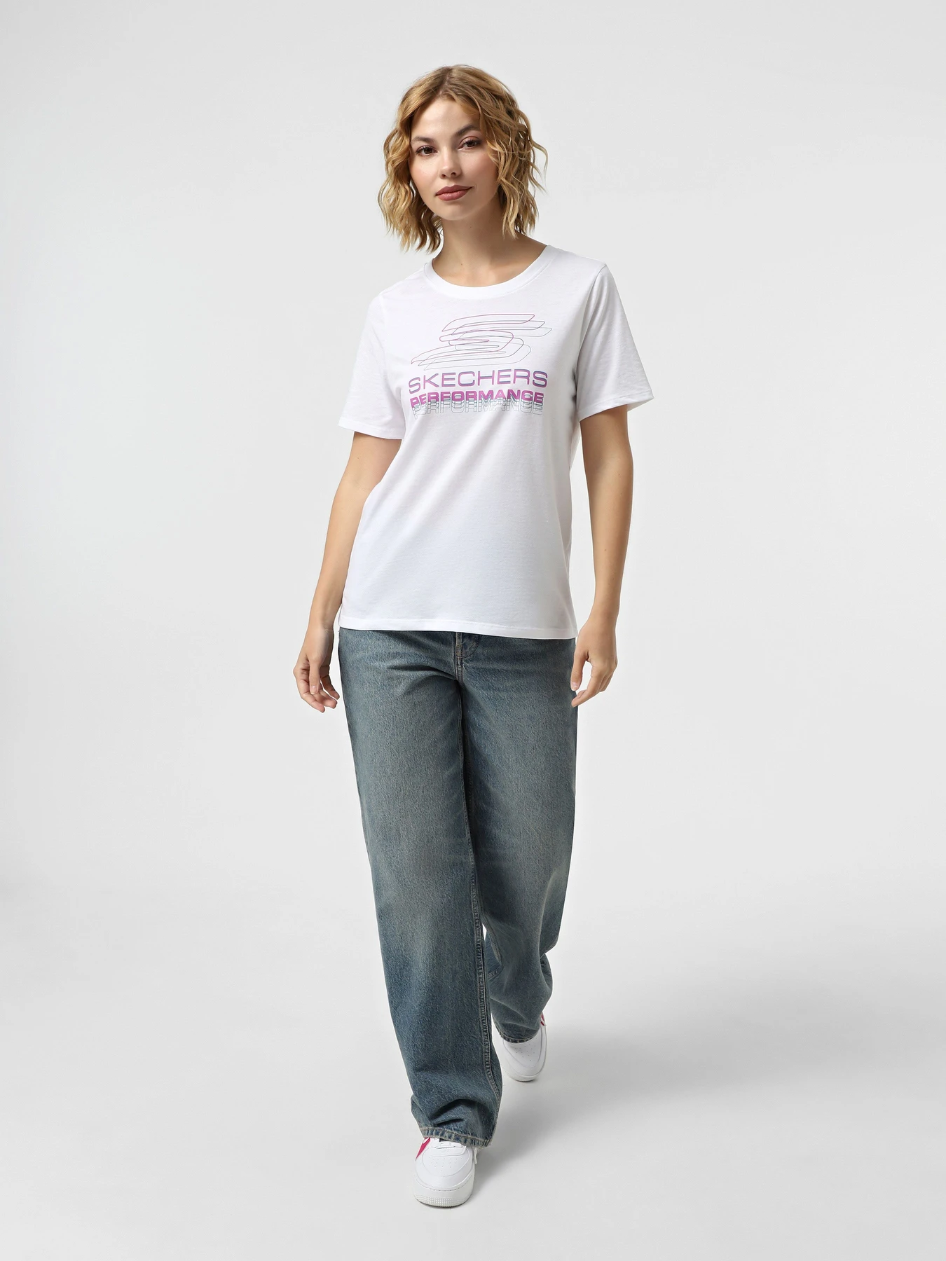 Футболки и поло Skechers VELOCITY TEE модель TS220 WHT Футболки и поло Skechers VELOCITY TEE модель TS220 WHT Фото