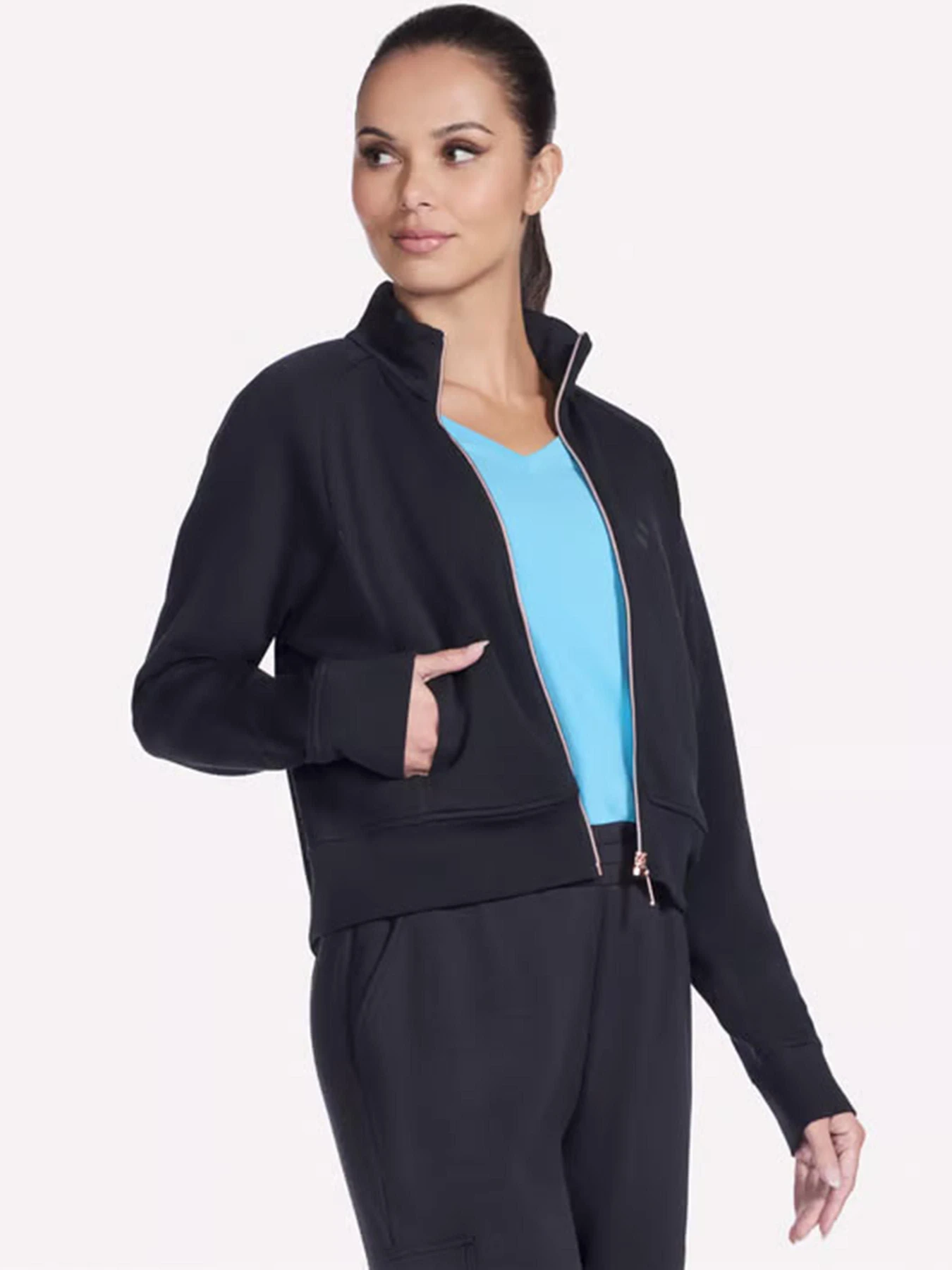 Худи и свитшоты Skechers SKECHERS COZY LUXE JACKET модель JA278 BLK Худи и свитшоты Skechers SKECHERS COZY LUXE JACKET модель JA278 BLK Фото