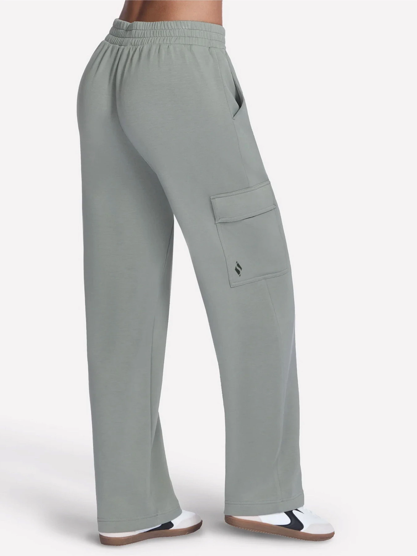 Брюки Skechers SKECHLUXE ELEVATE CARGO JOGGER модель PT177 TPOL Брюки Skechers SKECHLUXE ELEVATE CARGO JOGGER модель PT177 TPOL Фото