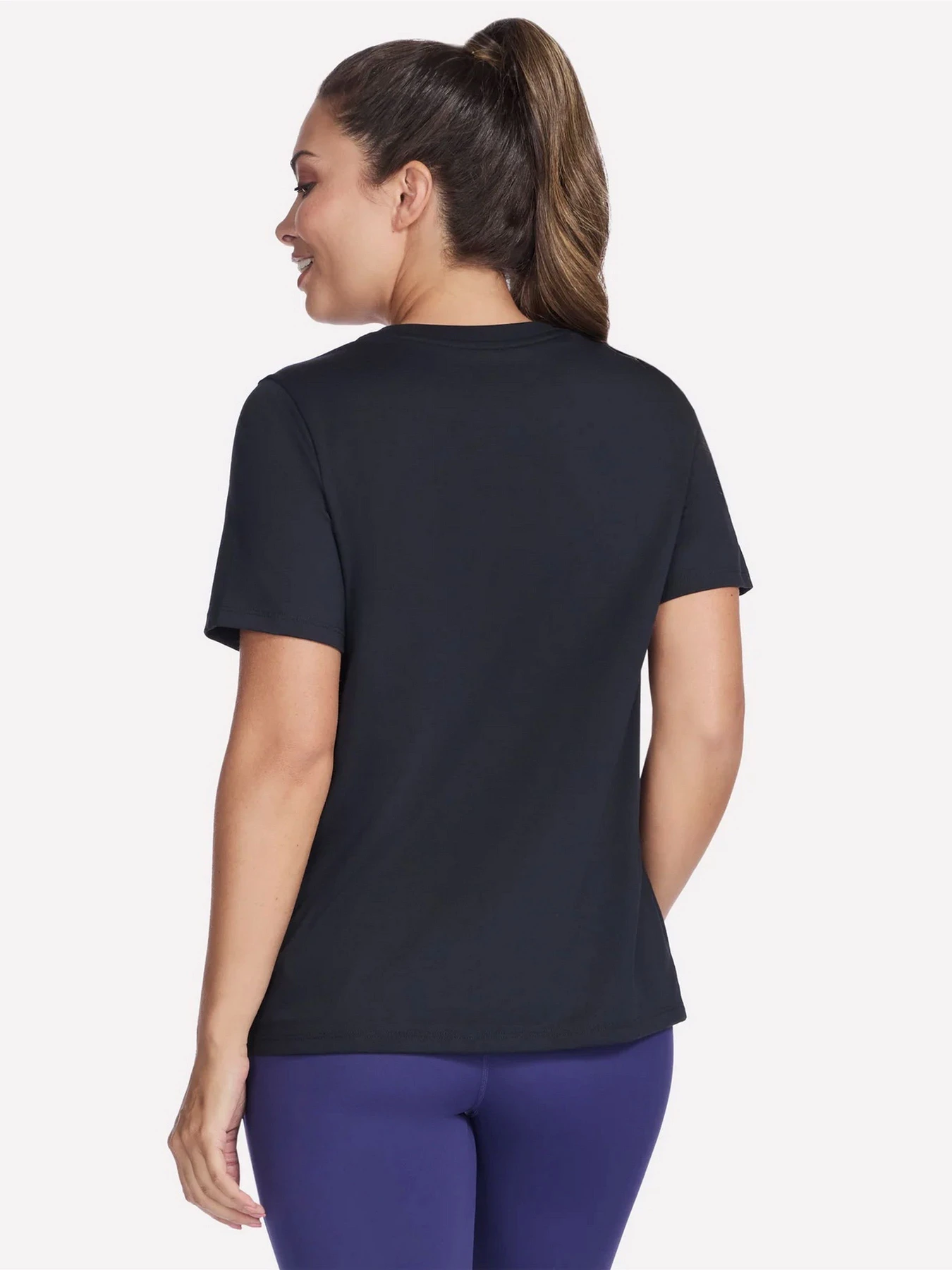 Футболки и поло Skechers VELOCITY TEE модель TS220 BLK Футболки и поло Skechers VELOCITY TEE модель TS220 BLK Фото