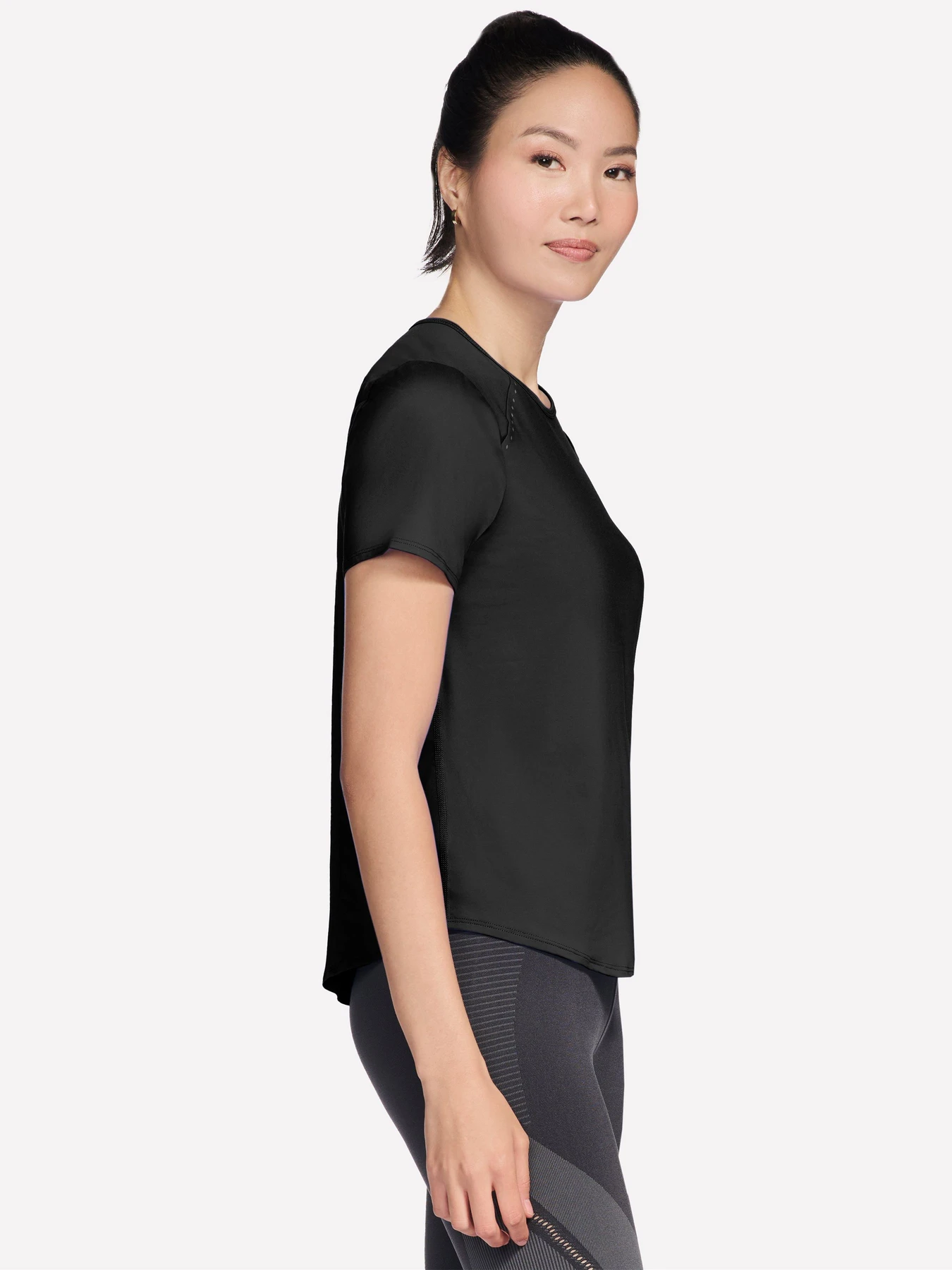 Футболки и поло Skechers STRIDE PERFORMANCE TEE модель TP162 BLK Фото