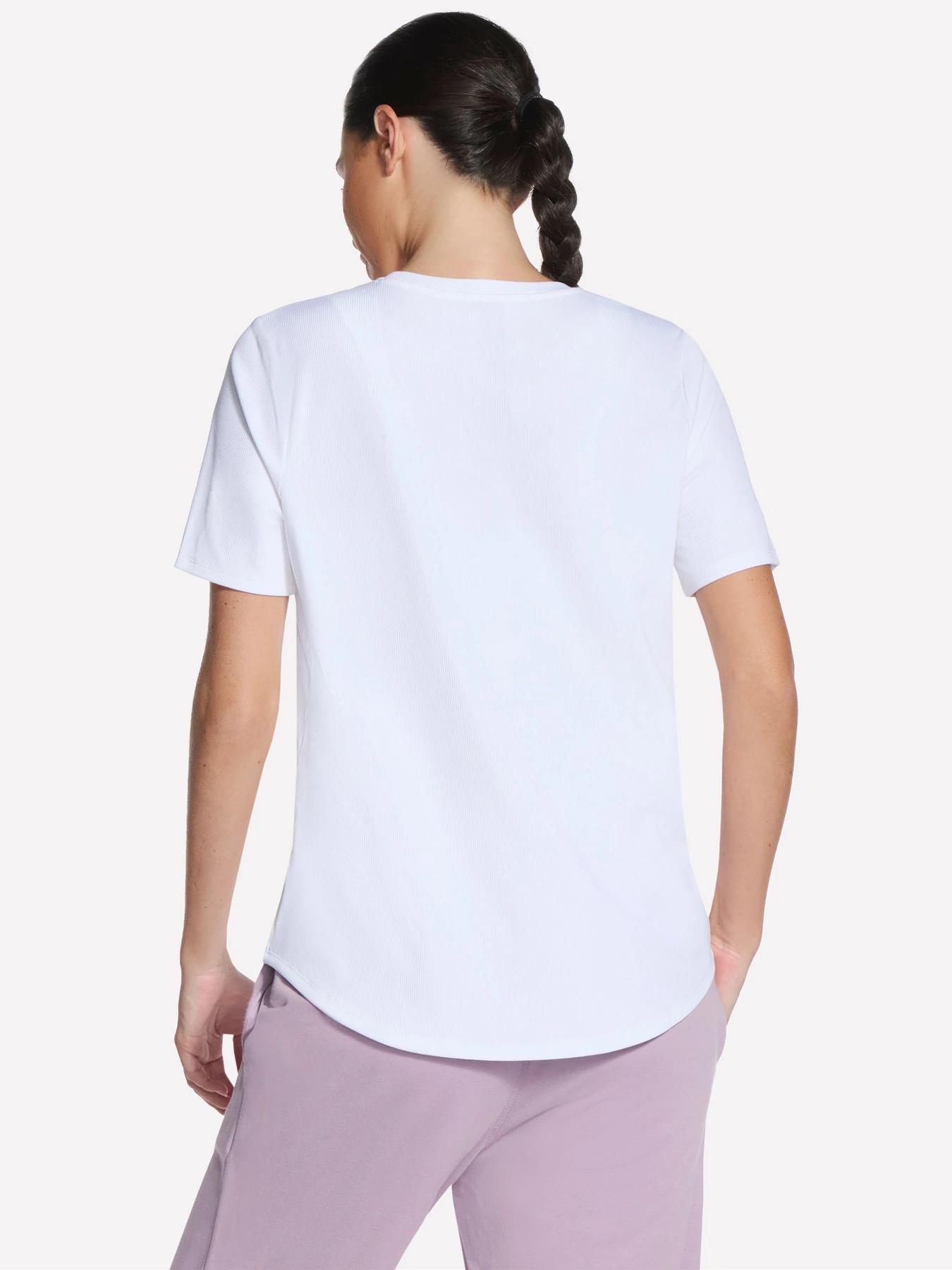 Футболки и поло Skechers GOWALK LUXE RIB TEE модель TP163 WHT Футболки и поло Skechers GOWALK LUXE RIB TEE модель TP163 WHT Фото