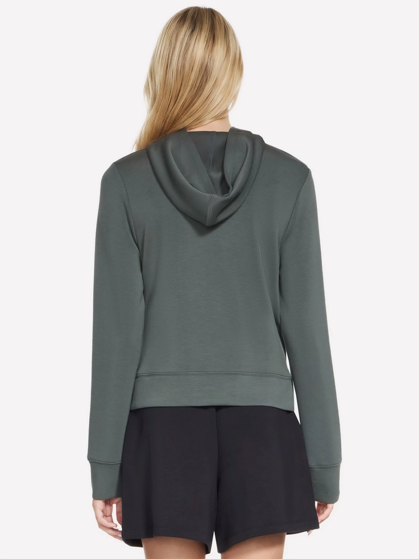 Худи и свитшоты Skechers SKECHLUXE ELEVATE HOODIE модель HD127 GNBK Худи и свитшоты Skechers SKECHLUXE ELEVATE HOODIE модель HD127 GNBK Фото