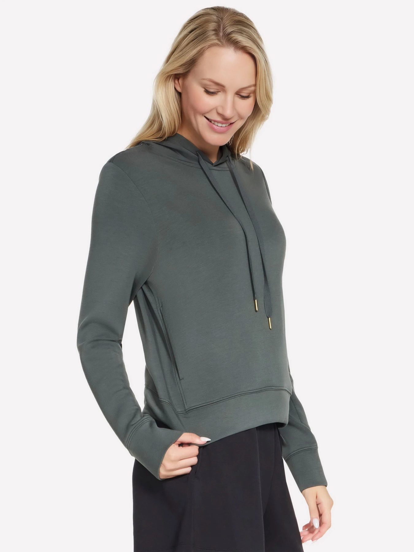 Худи и свитшоты Skechers SKECHLUXE ELEVATE HOODIE модель HD127 GNBK Худи и свитшоты Skechers SKECHLUXE ELEVATE HOODIE модель HD127 GNBK Фото