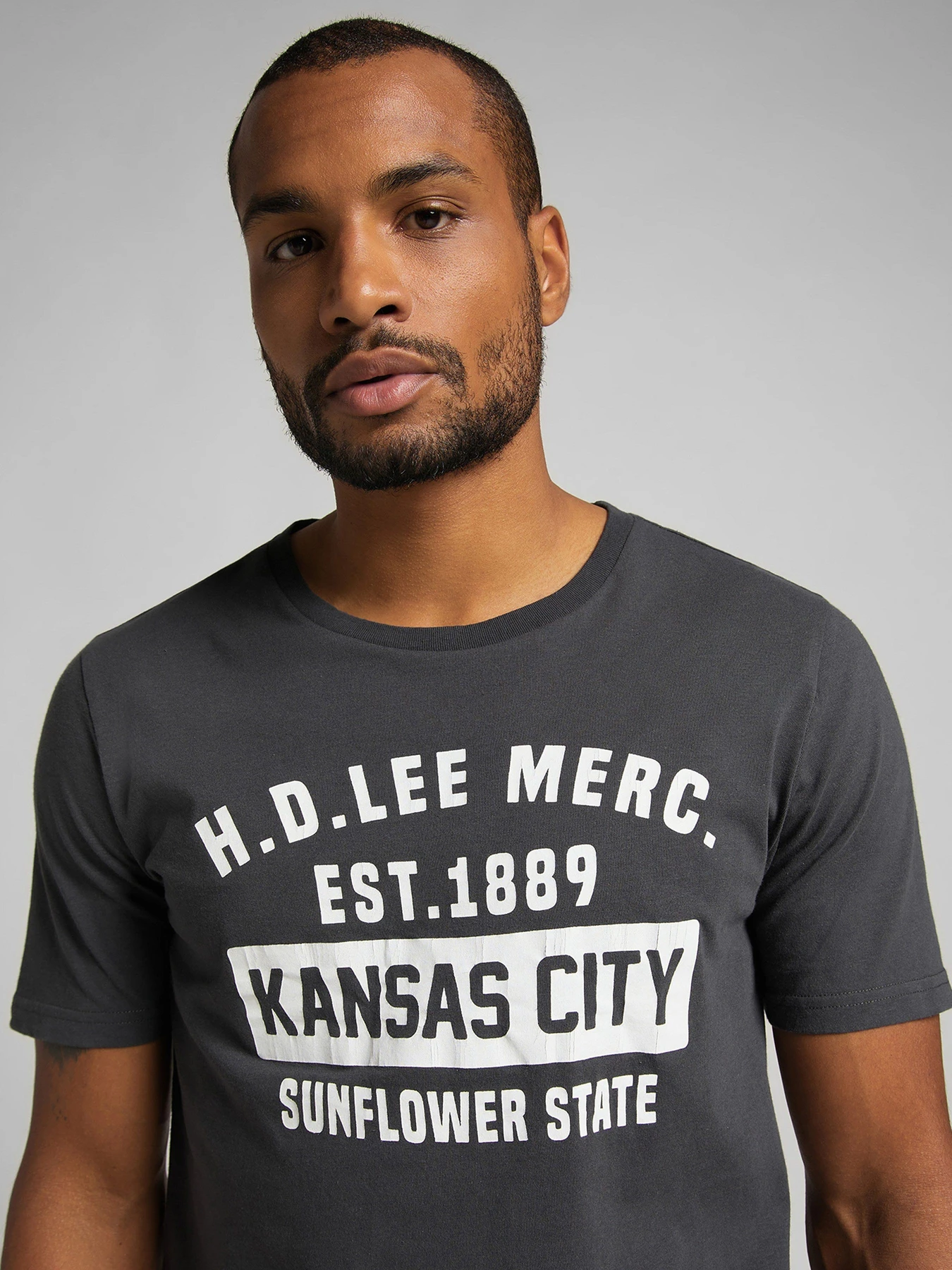 Футболки и поло Lee KANSAS CITY модель L60TFEON Футболки и поло Lee KANSAS CITY модель L60TFEON Фото