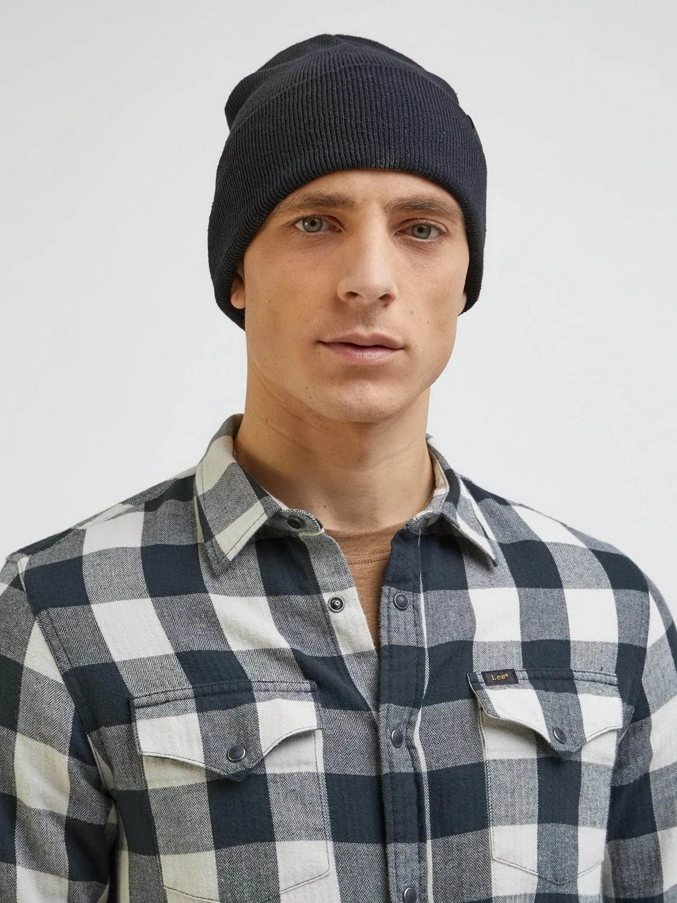 Шапки и кепки Lee Essential Beanie модель 112342466 Фото