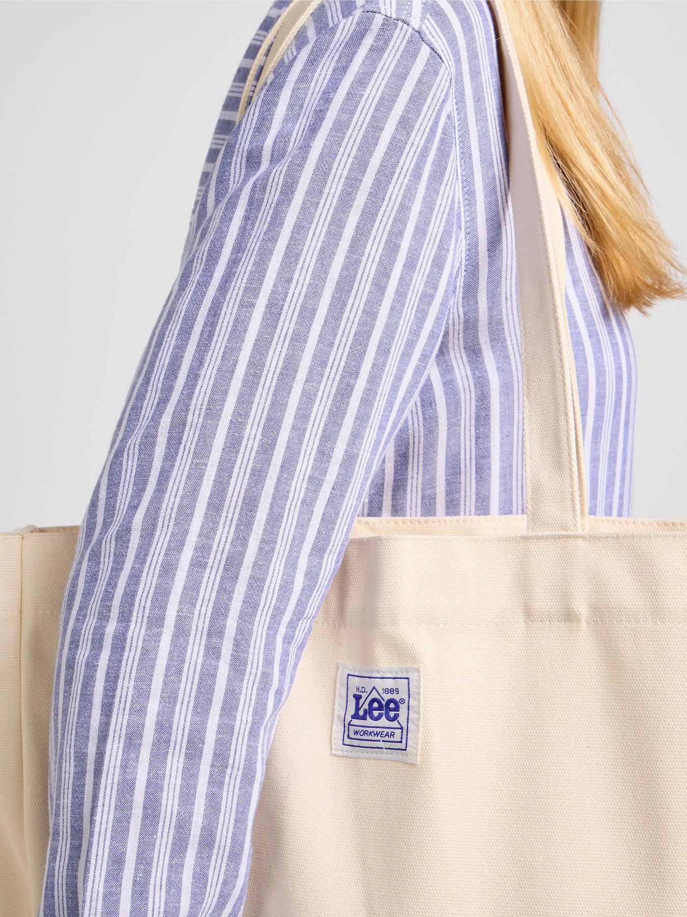Сумки Lee Tote Bag модель 112351442 Сумки Lee Tote Bag модель 112351442 Фото