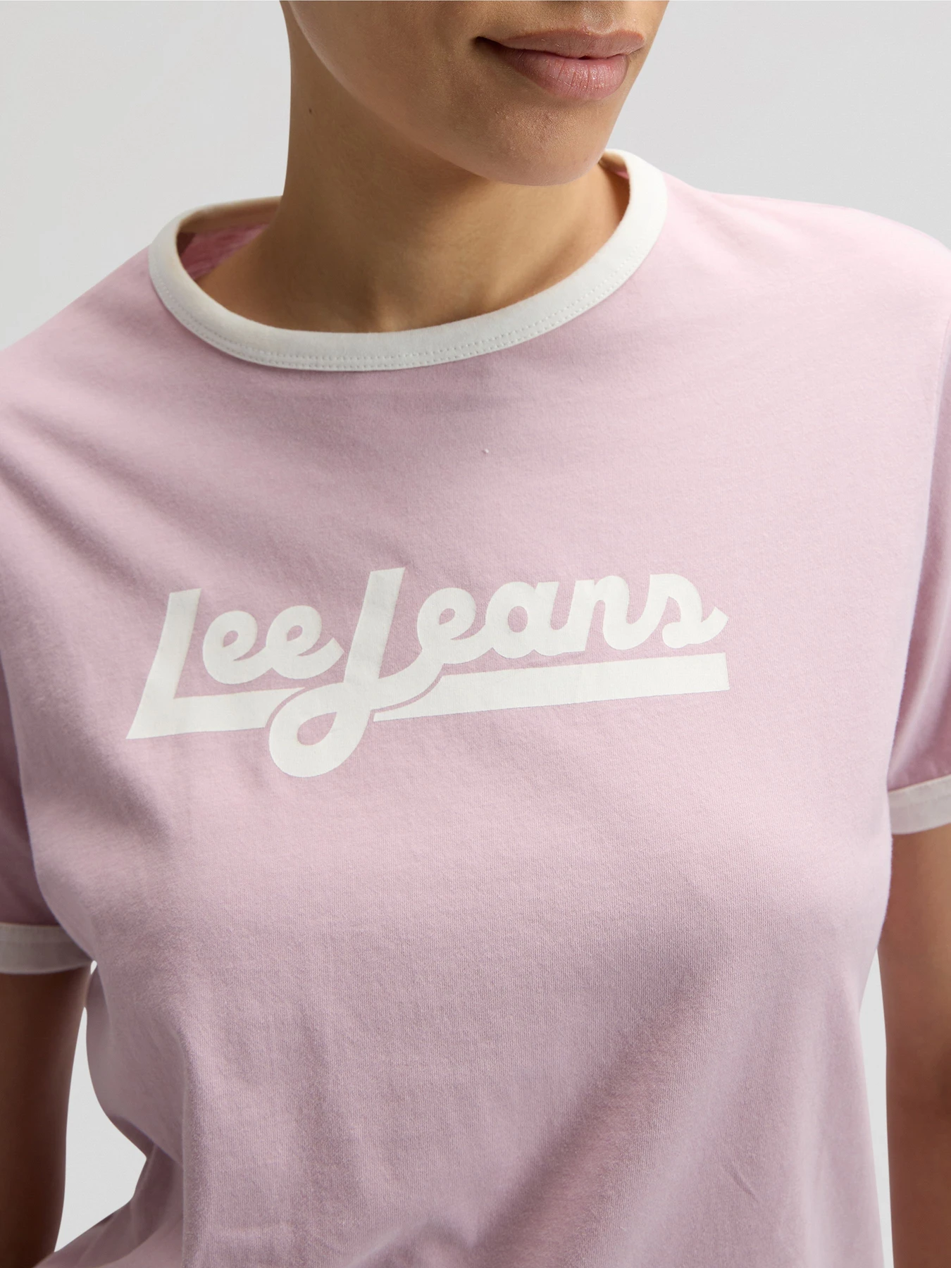 Футболки и поло Lee RINGER TEE модель 112376999 Футболки и поло Lee RINGER TEE модель 112376999 Фото