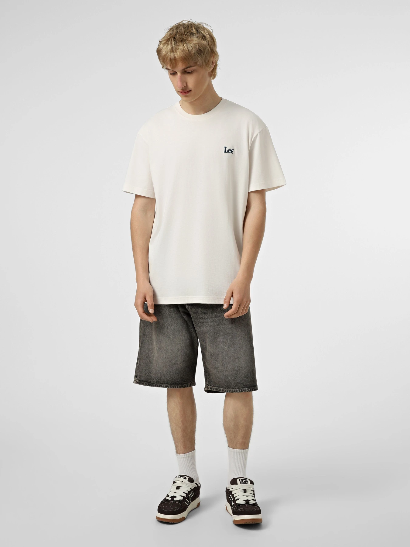 Футболки и поло Lee SS SMALL LOGO TEE модель 112376490 Футболки и поло Lee SS SMALL LOGO TEE модель 112376490 Фото