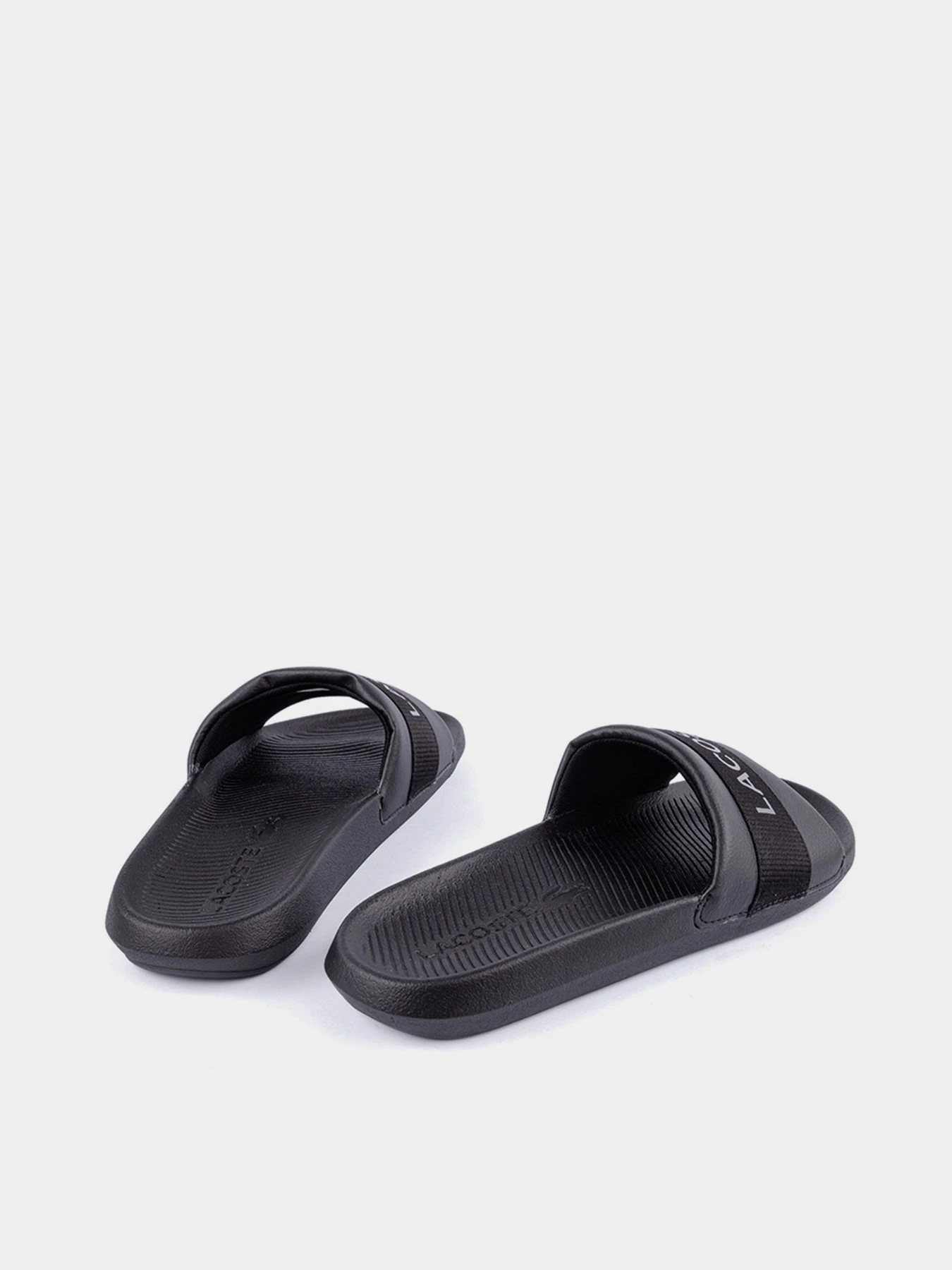 Шлёпанцы Lacoste модель 741CMA000702H Шлёпанцы Lacoste модель 741CMA000702H Фото