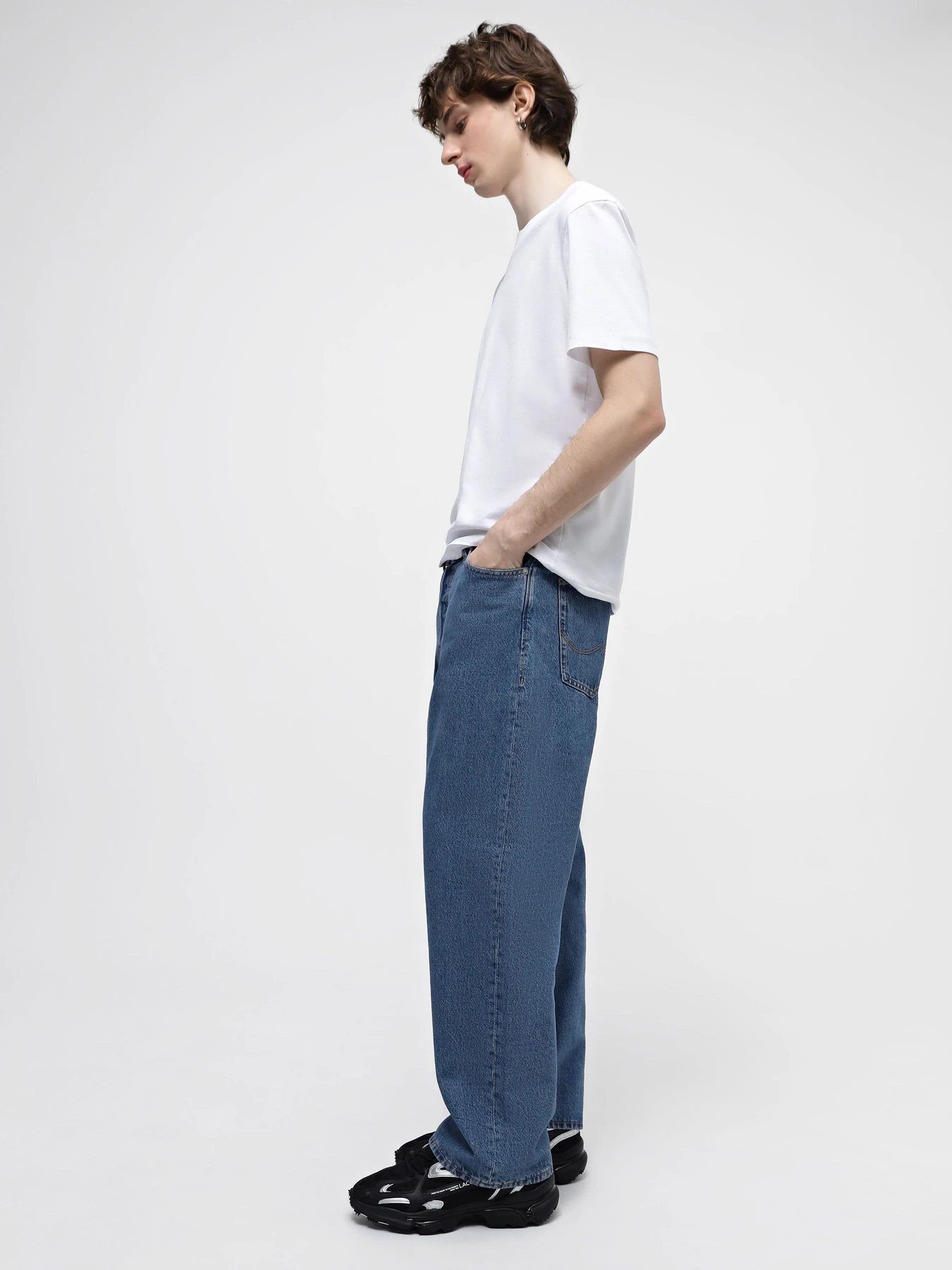 Кроссовки Lacoste L003 2K24 модель 747SMA001302H Кроссовки Lacoste L003 2K24 модель 747SMA001302H Фото
