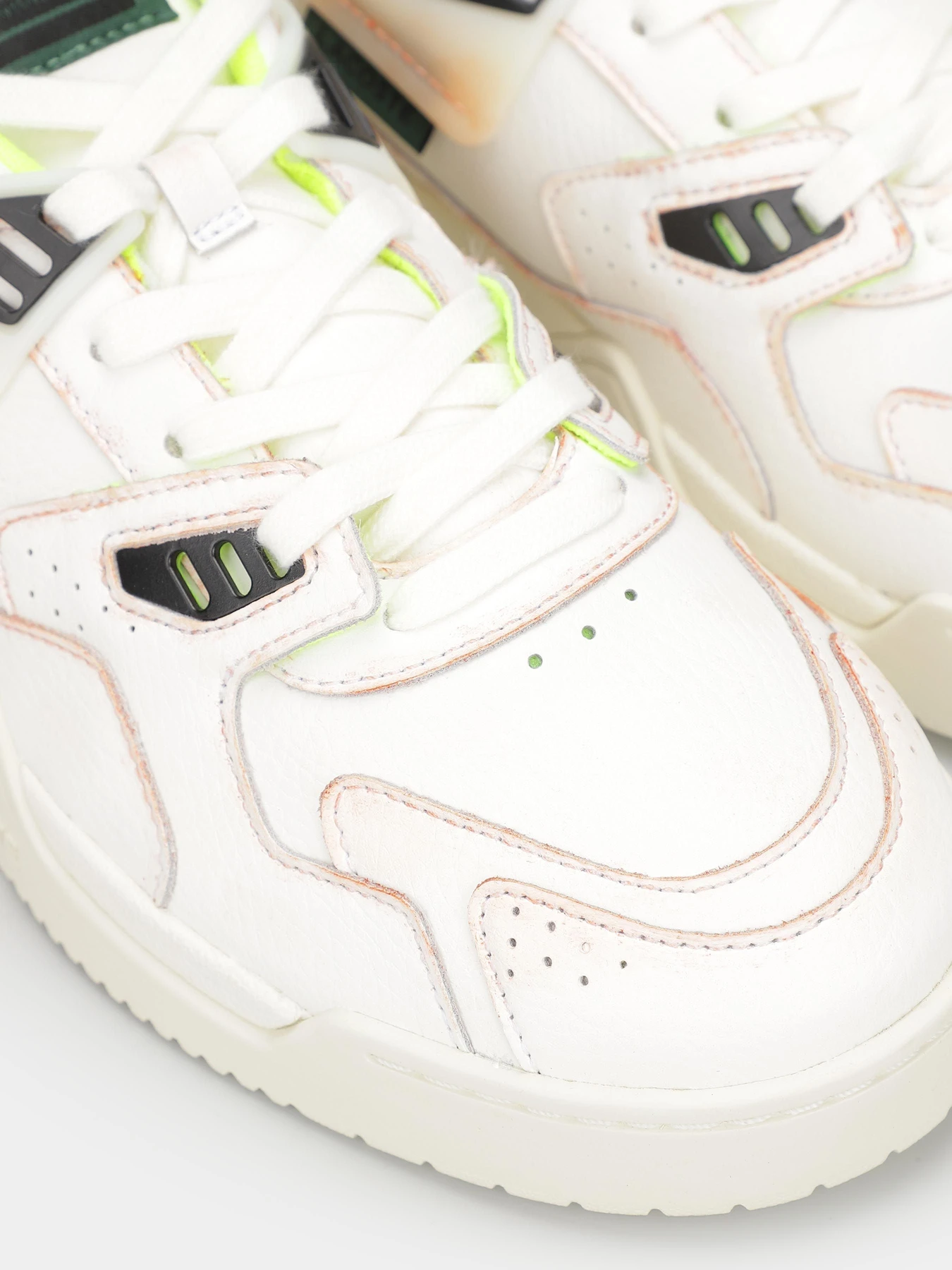 Кеды Lacoste L003 модель 747SMA0064HT3 Фото