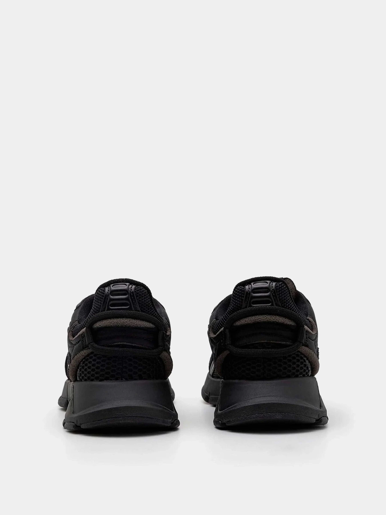 Кроссовки Lacoste L003 модель 749SMA000302H Кроссовки Lacoste L003 модель 749SMA000302H Фото
