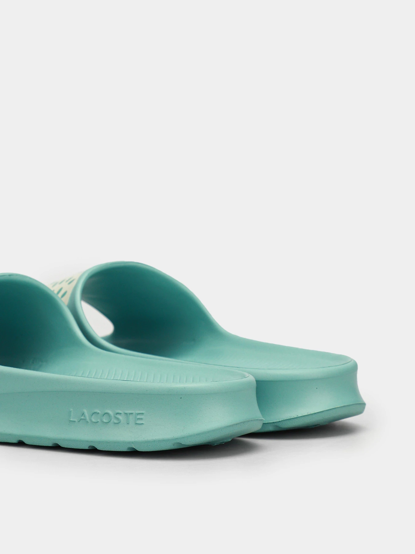 Шлёпанцы Lacoste модель 741CFA0034212 Фото