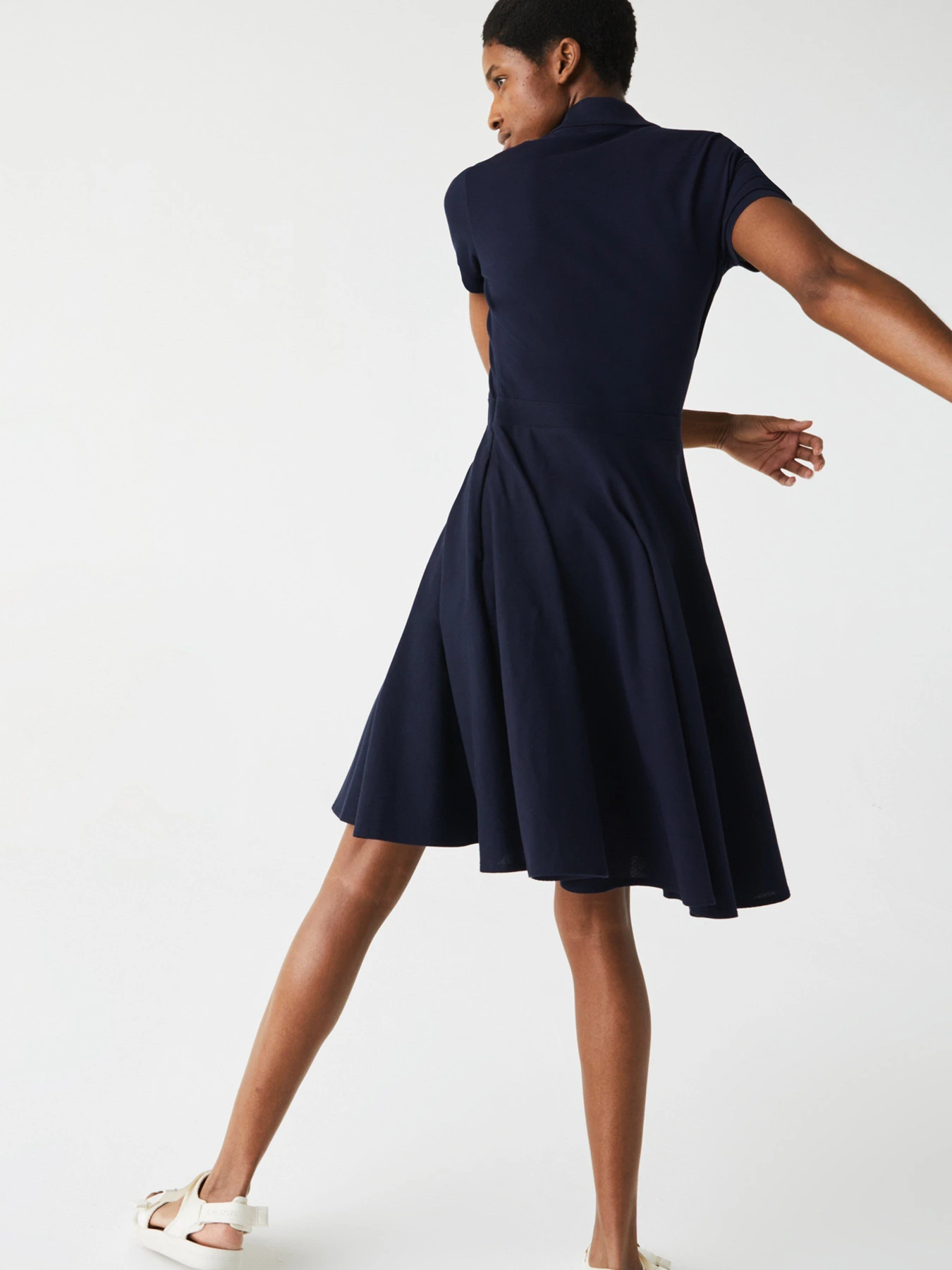 Платья Lacoste модель EF1682166 Платья Lacoste модель EF1682166 Фото