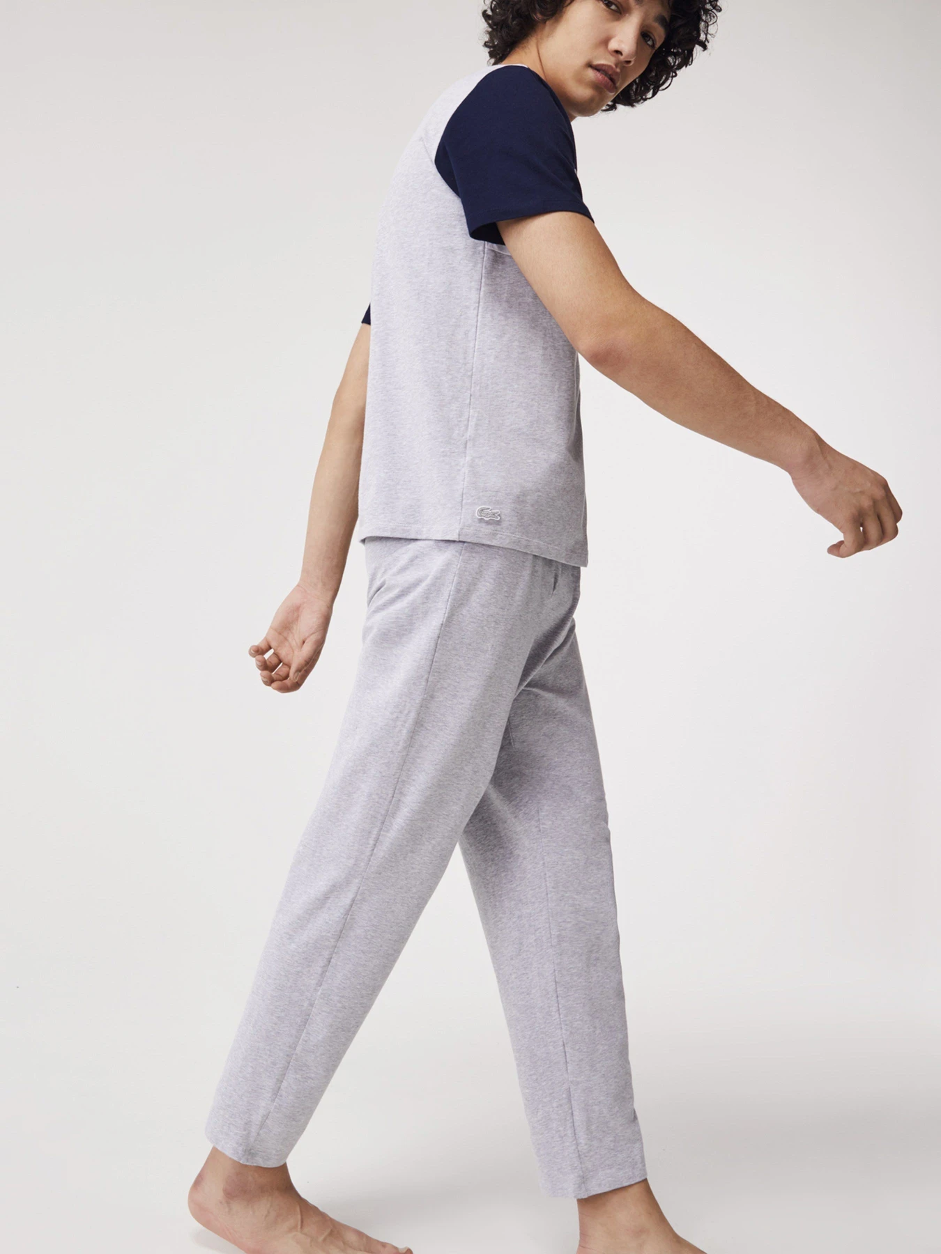 Одежда для дома и сна Lacoste модель 4H99254TY Фото