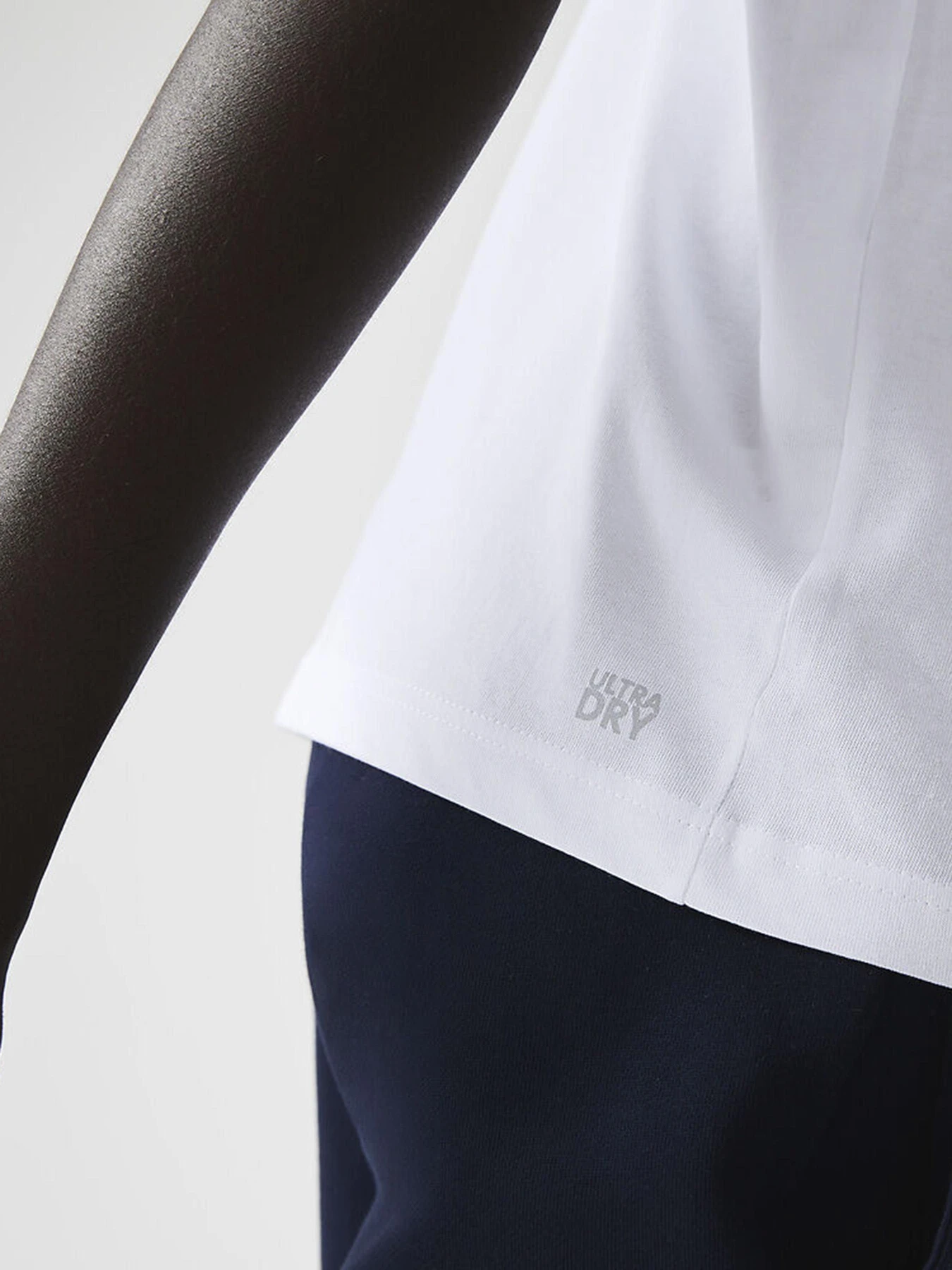 Футболки і поло Lacoste Sport модель TH7618001 Футболки і поло Lacoste Sport модель TH7618001 Фото