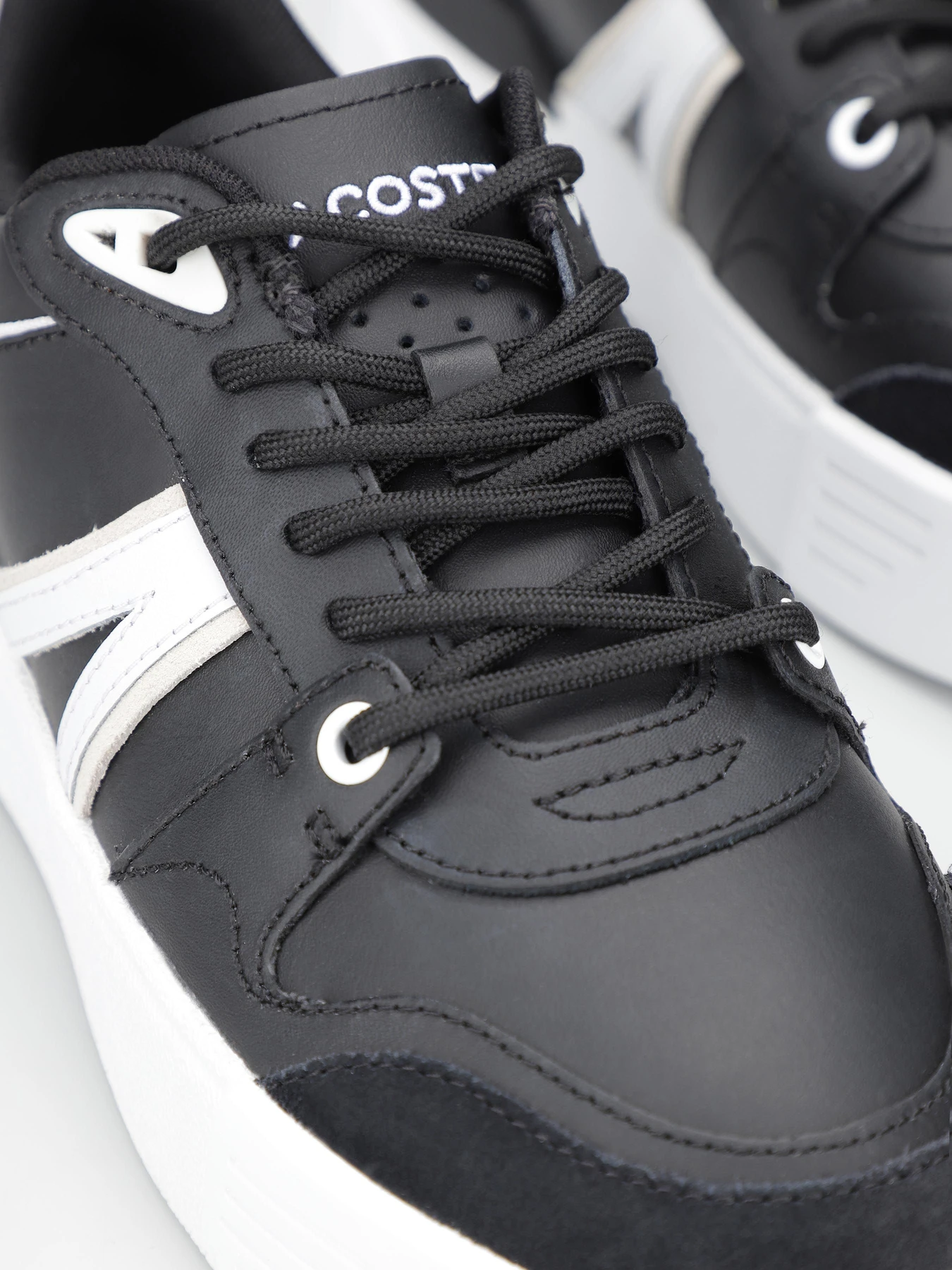 Кеды Lacoste L002 модель 747SFA0055454 Кеды Lacoste L002 модель 747SFA0055454 Фото