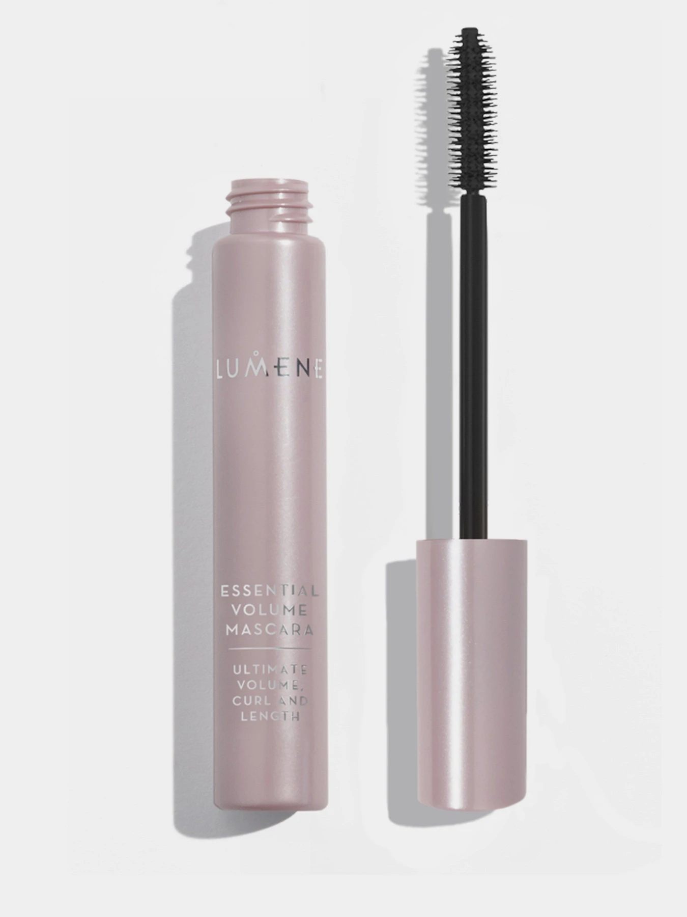 Туш об'ємна для вій Essential Volume Mascara LUMENE модель 6412600849714 Фото