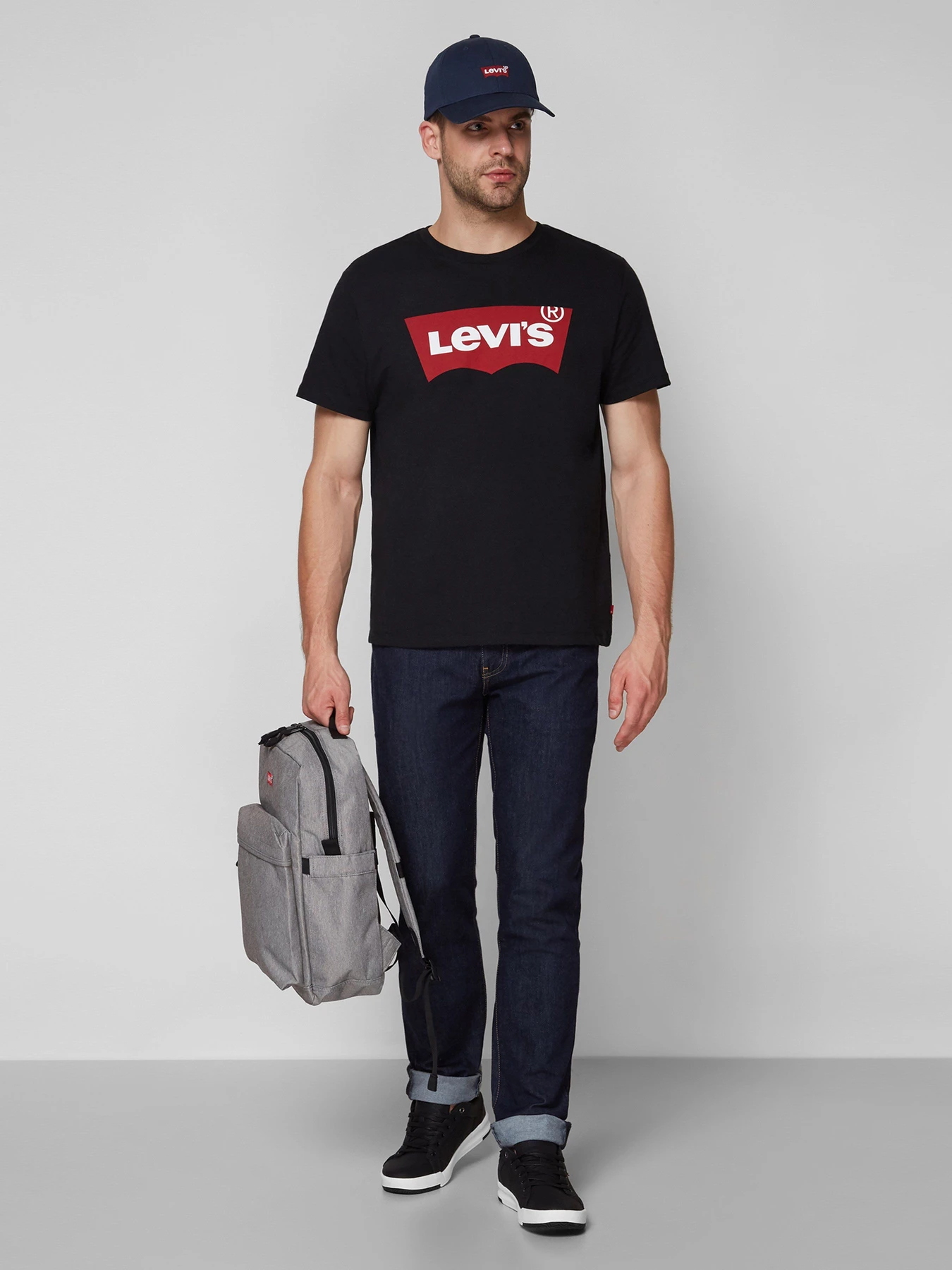 Футболки и поло Levi's Graphic Setin Neck Graphic H215hm модель 17783;0137 Футболки и поло Levi's Graphic Setin Neck Graphic H215hm модель 17783;0137 Фото