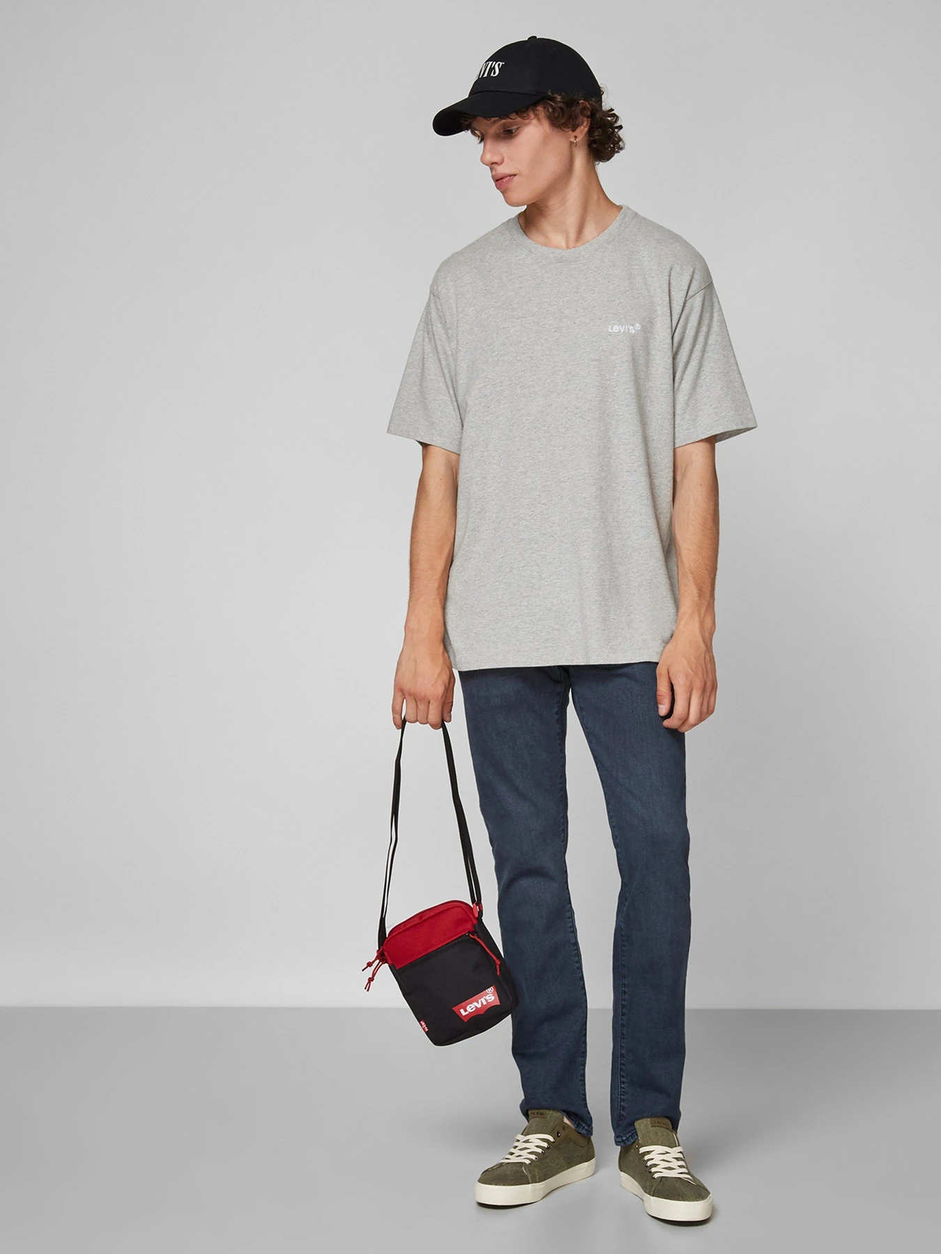 Футболки и поло Levi's Red Tab Vintage White + модель A0637;0013 Фото