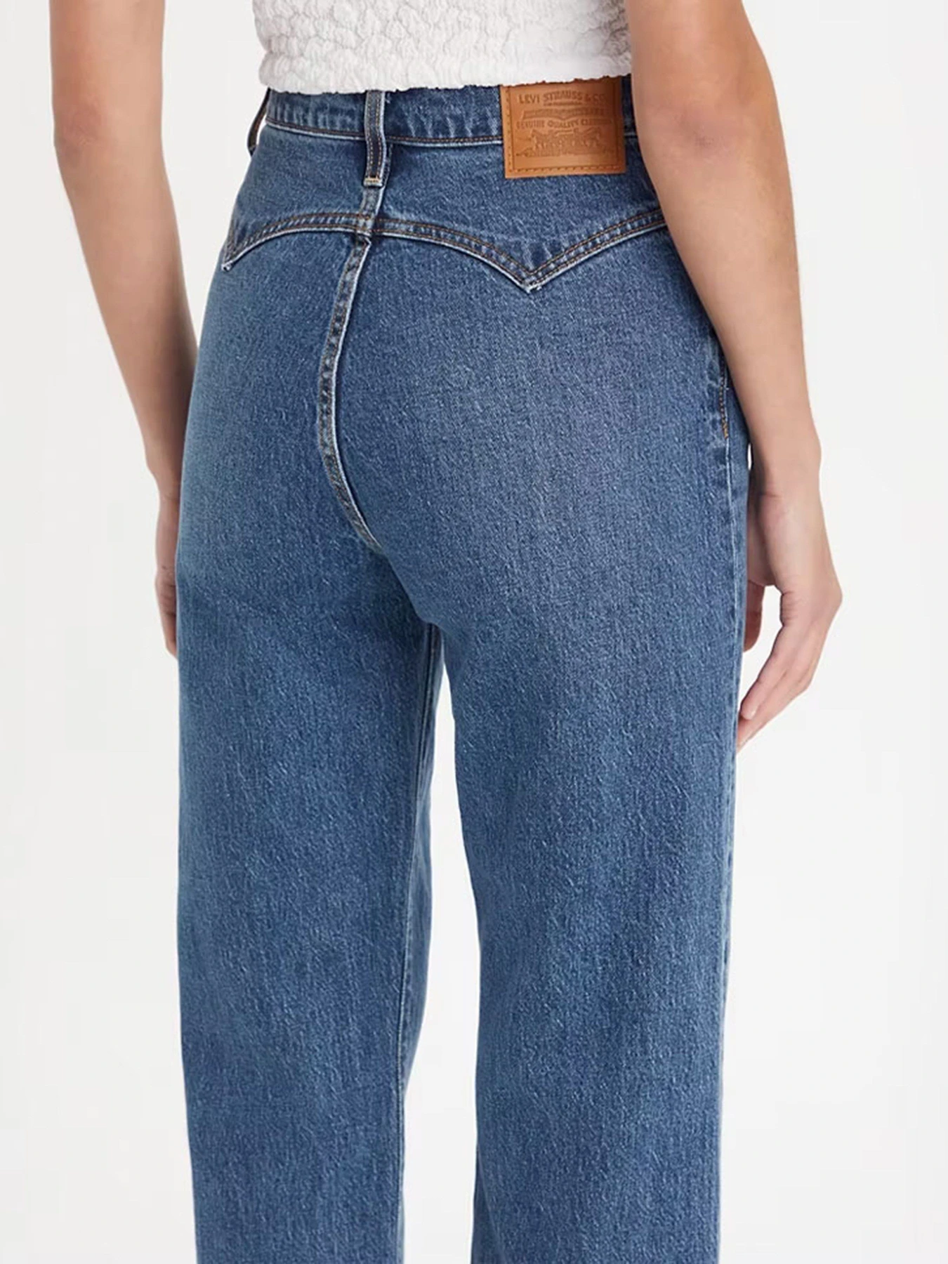 Джинсы Levi's Ribcage No Back Pocket модель A6273;0000 Джинсы Levi's Ribcage No Back Pocket модель A6273;0000 Фото