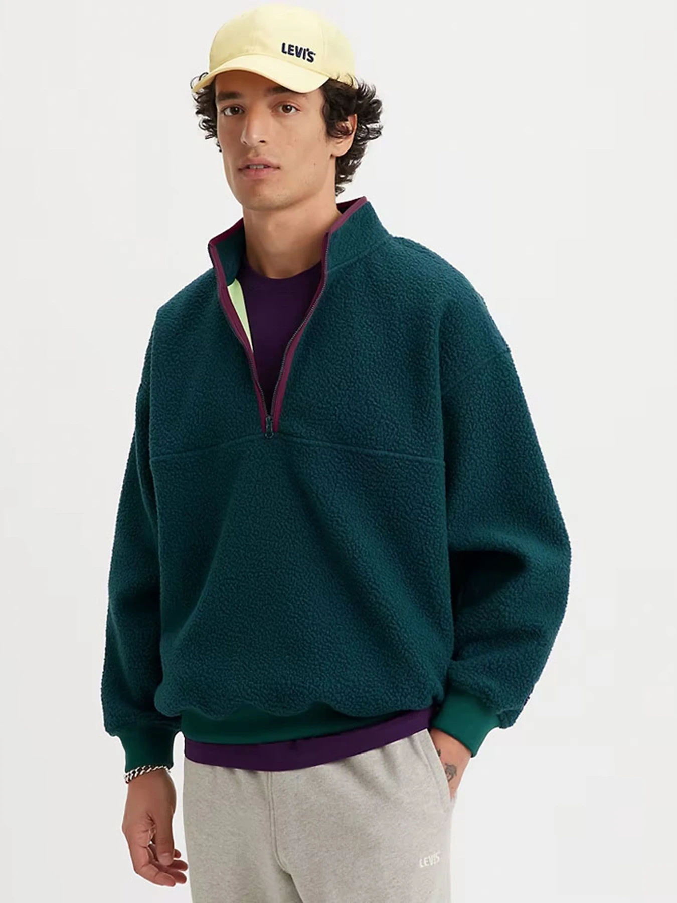 Худи и свитшоты Levi's Shoreline Half Zip модель A5688;0001 Худи и свитшоты Levi's Shoreline Half Zip модель A5688;0001 Фото