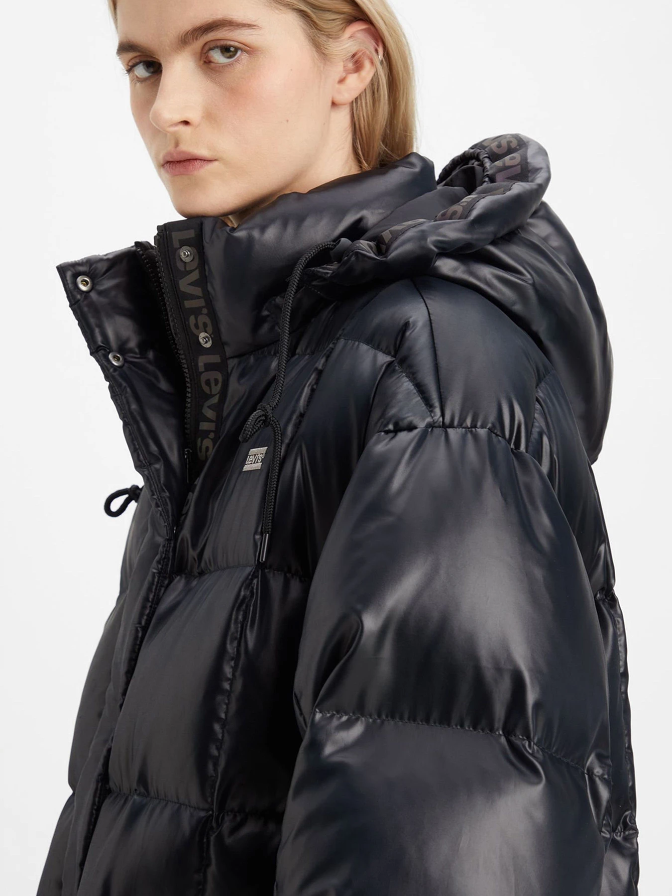 Куртки та дублянки Levi's Pillow Bubble Long модель A5890;0000 Фото